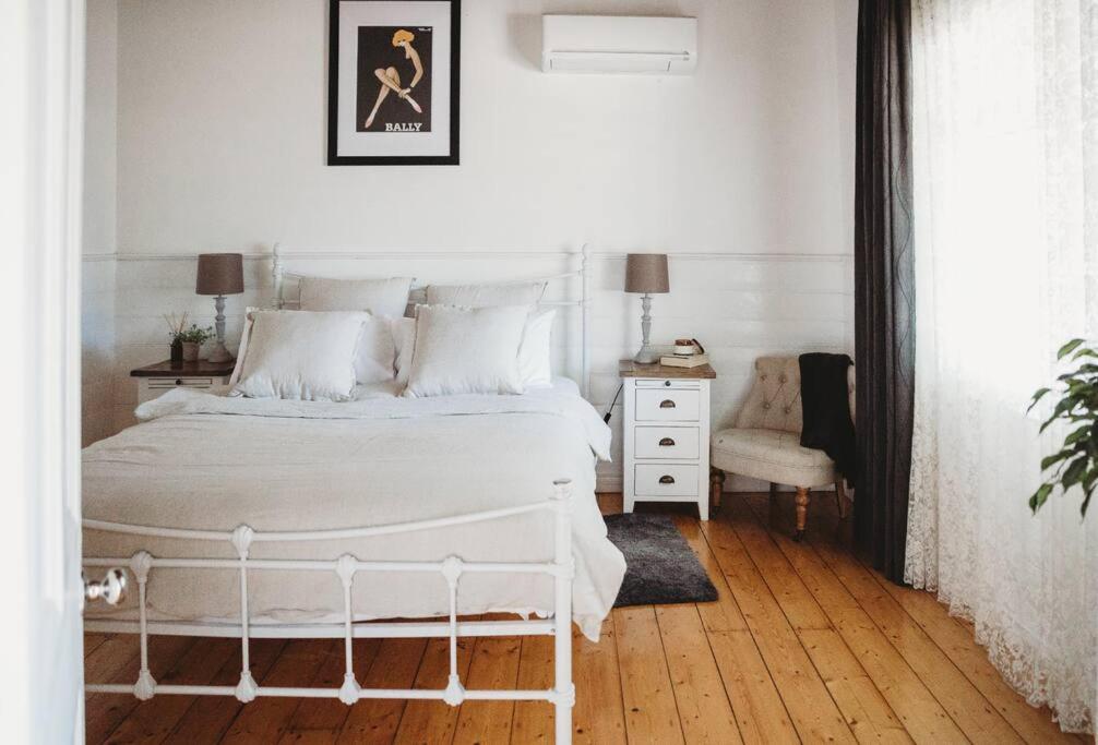 Hargreaves Cottage - close to CBD