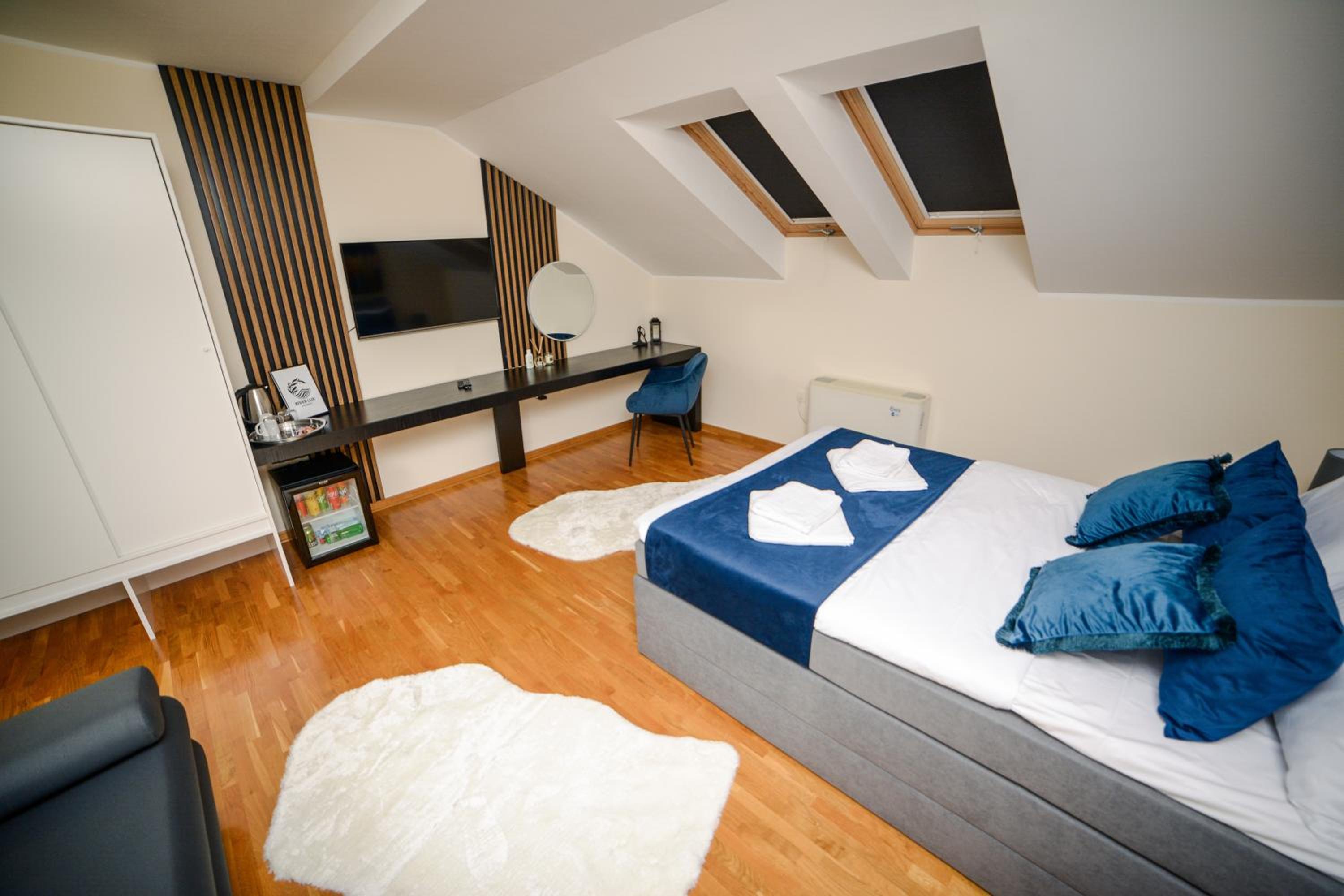 Mini Hotel RiverLux Apartments