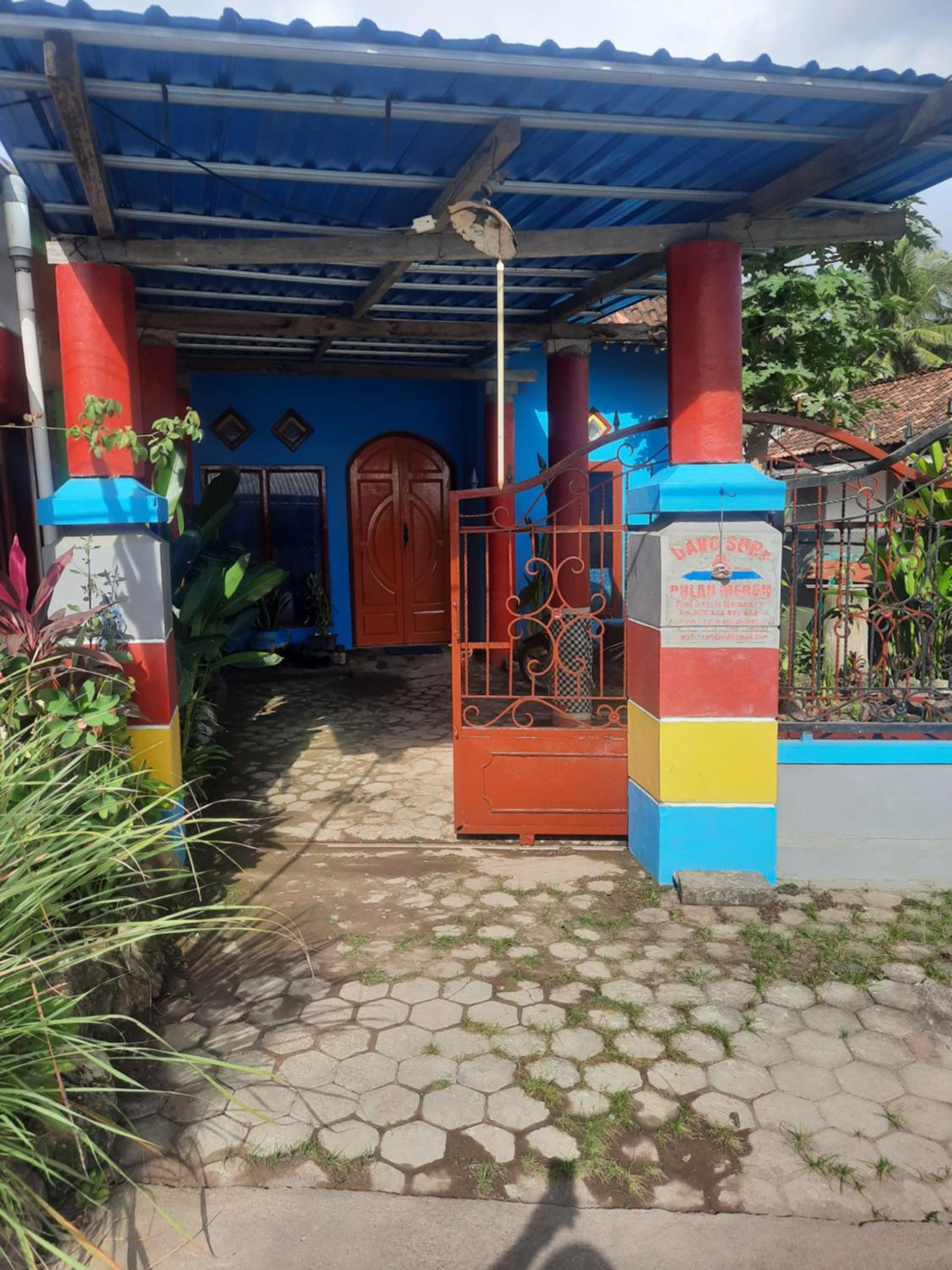 Red Beach Homestay