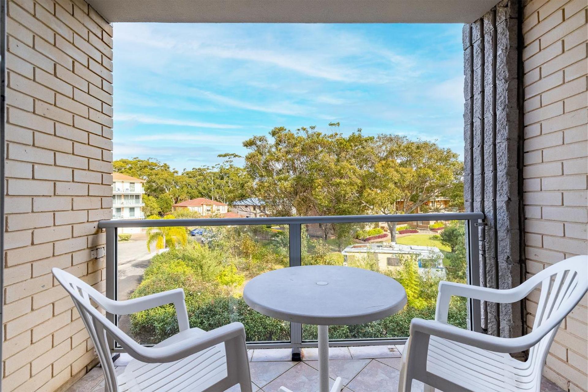 Ocean Shores, 7 27 Weatherly Cl - waterfront with fabulous views and WiFi