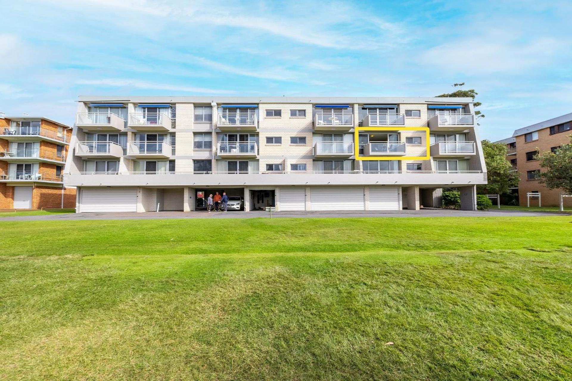 Ocean Shores, 7 27 Weatherly Cl - waterfront with fabulous views and WiFi