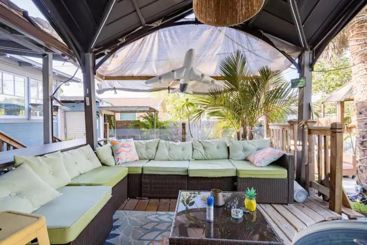 Hotel World Solo Travel's Welcomed At St Pete Home