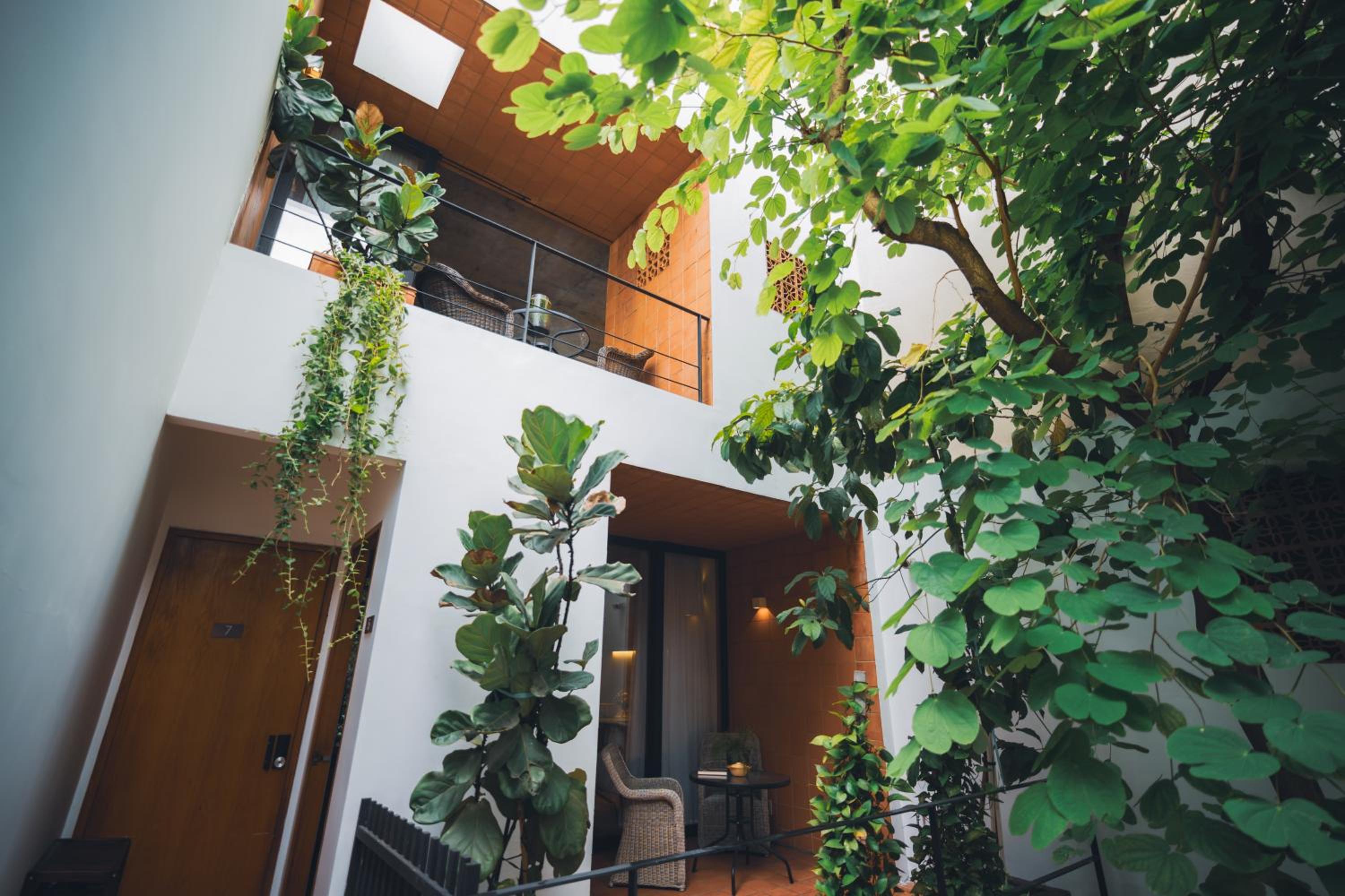 Notre Maison 8 Saigon close Landmark 81 building