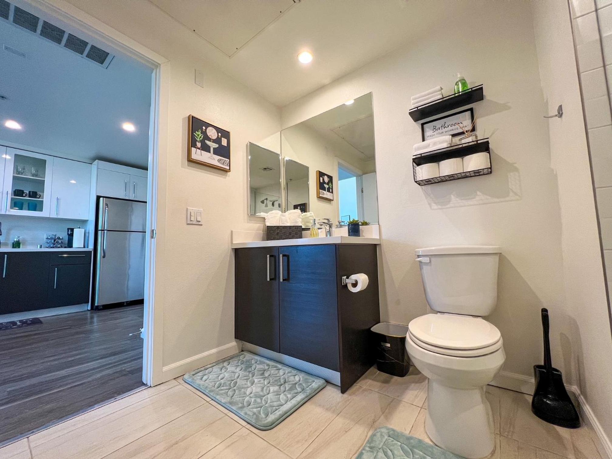 LUXURY LA PENTHOUSE PRIME LOCATION Min from HOLLYWOOD and DOWNTOWN