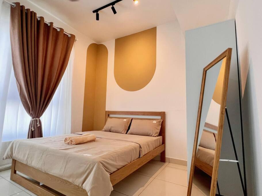 Homely D'Sara @ Direct Link with MRT, Near Thomson Hospital & Sungai Buloh Hospital photo 1