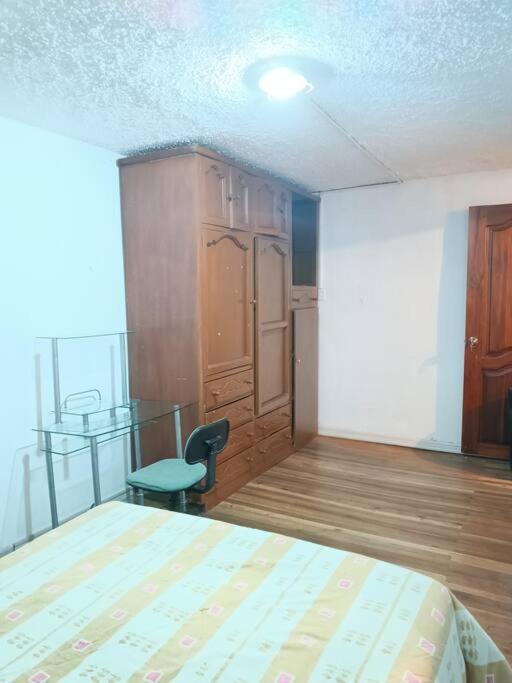 Lindo Departamento amoblado en el Centro de Quito