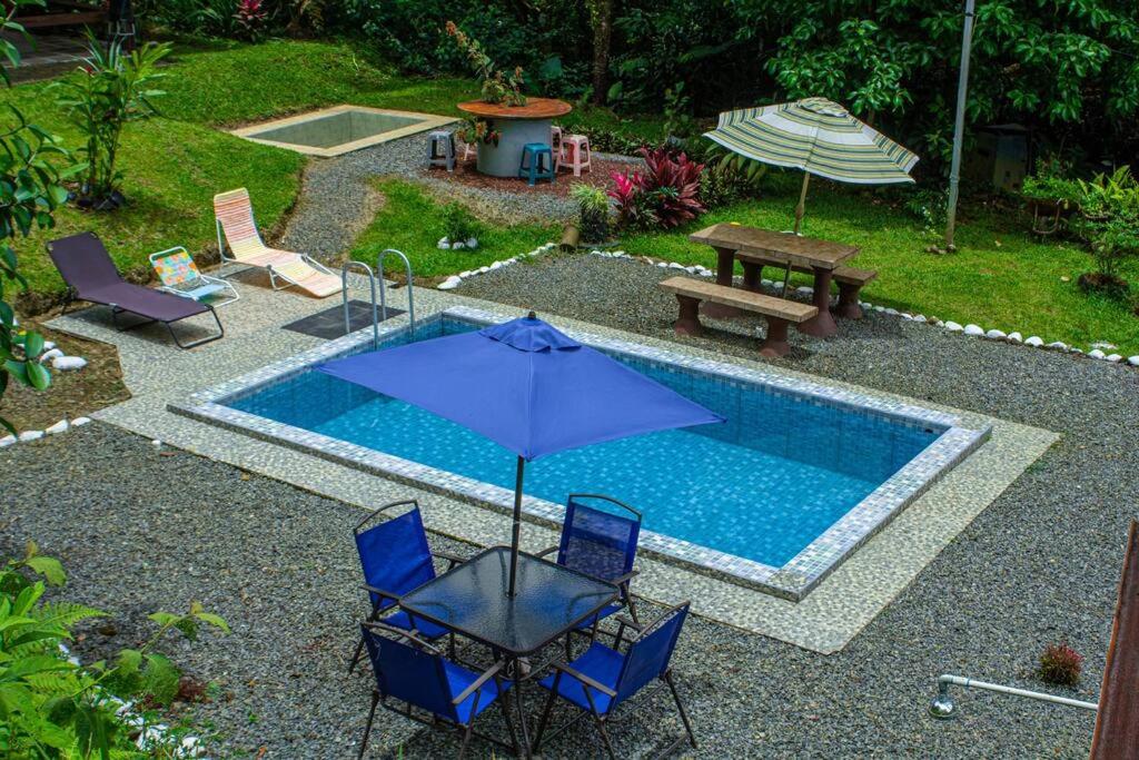 Tropical Quiet Retreat