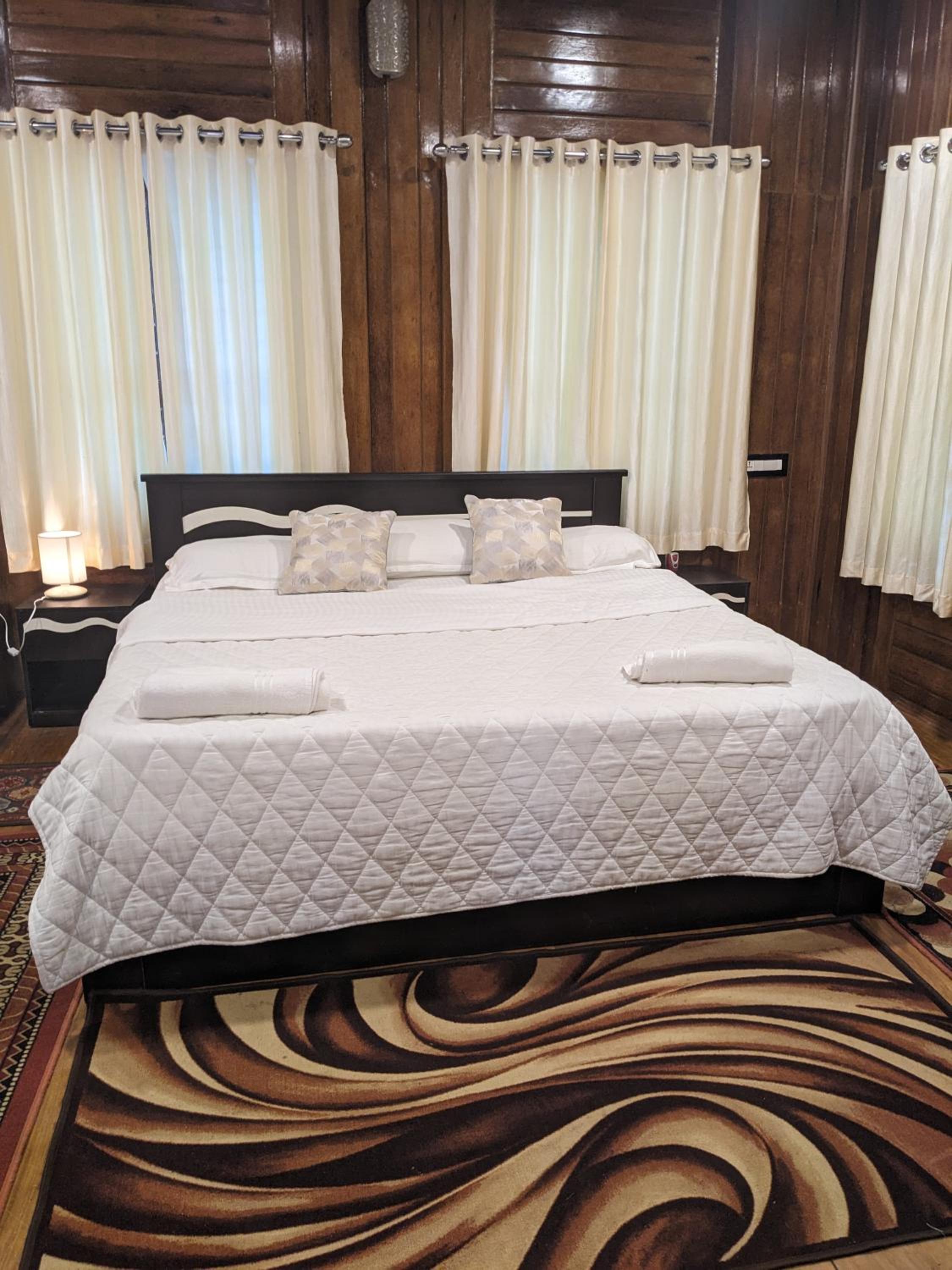 K V Wooden Homestay view 4