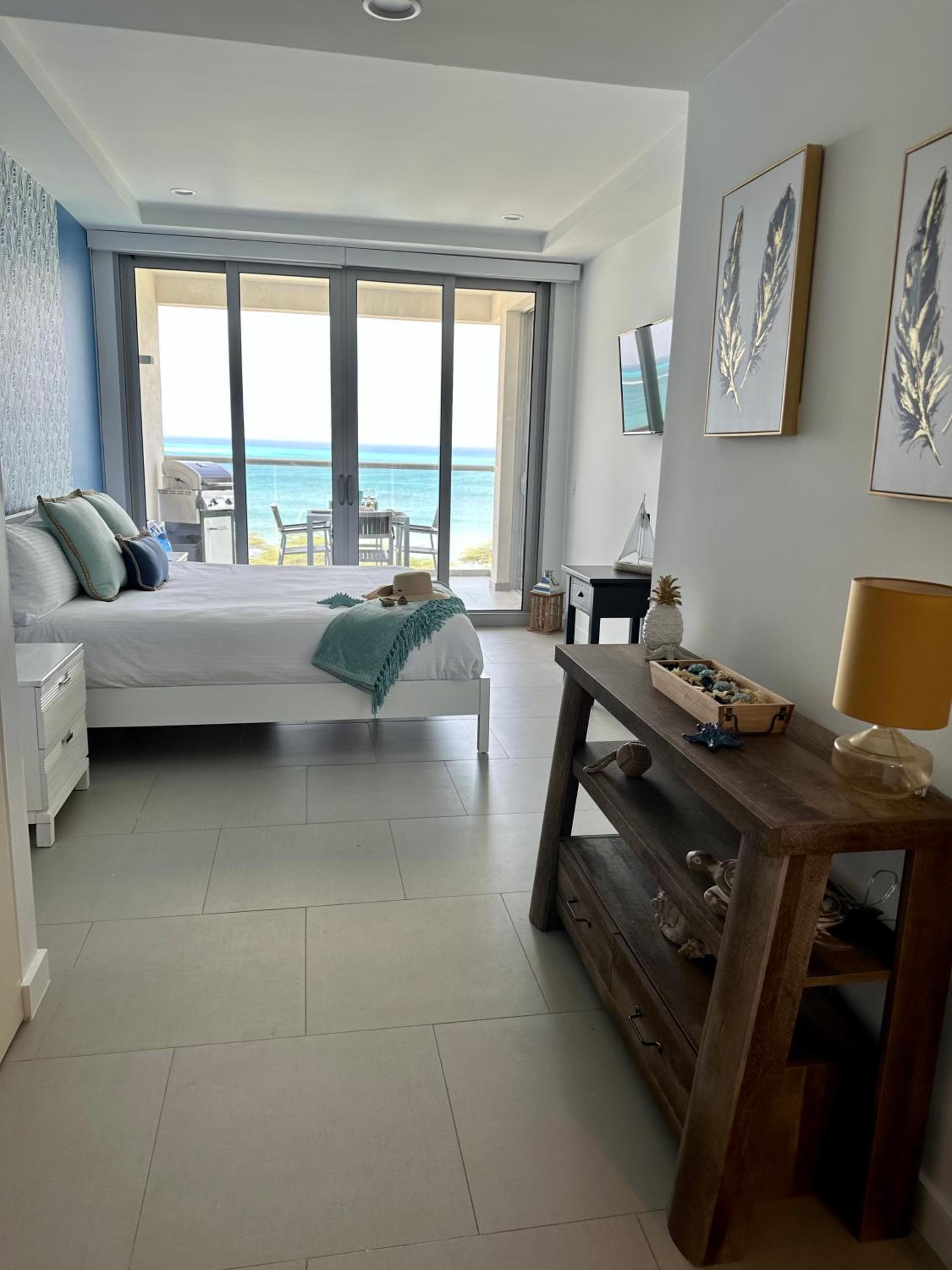 Azure 515 Aruba Vacation Sunset Breeze