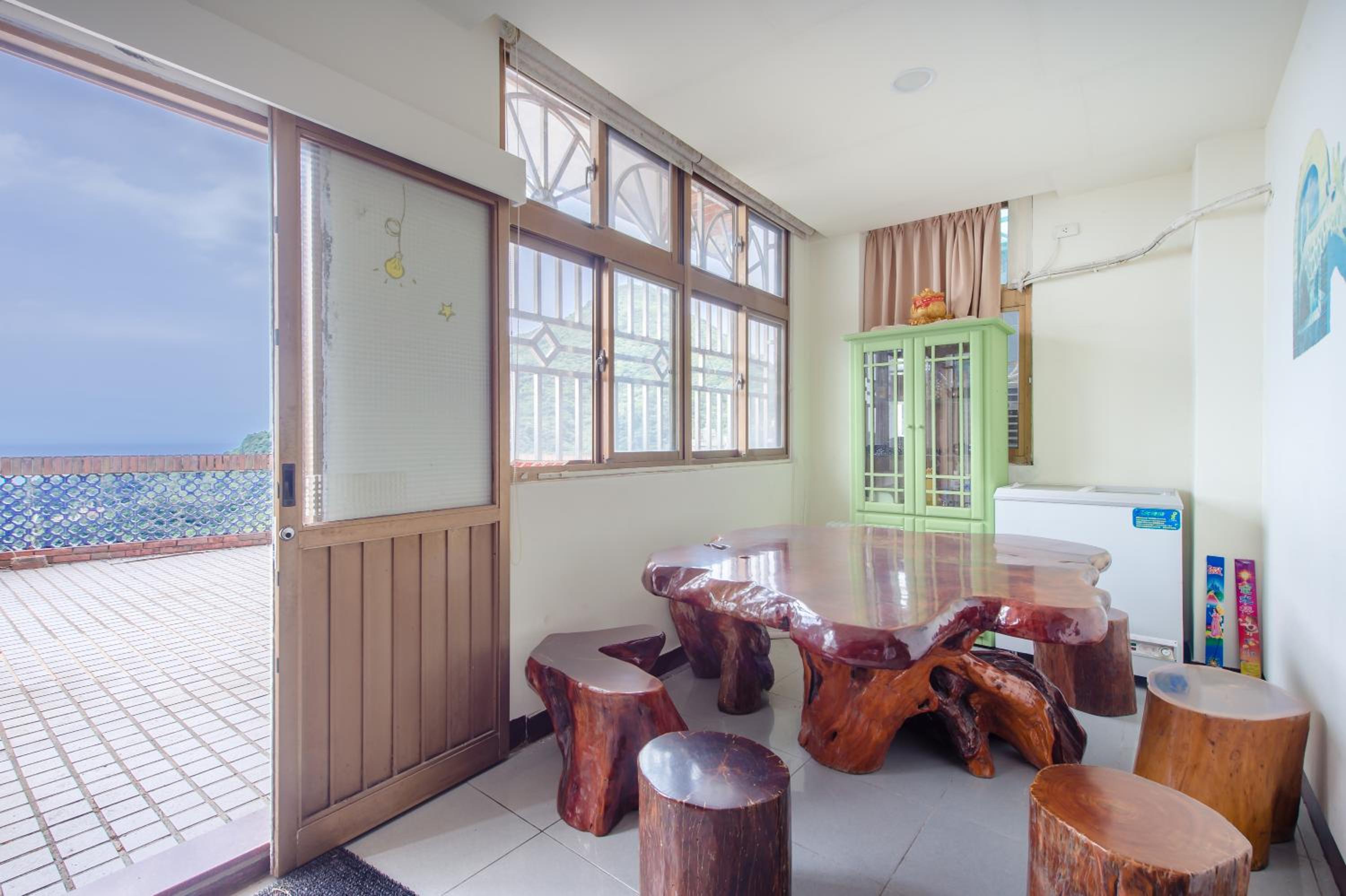 Ju jiu House