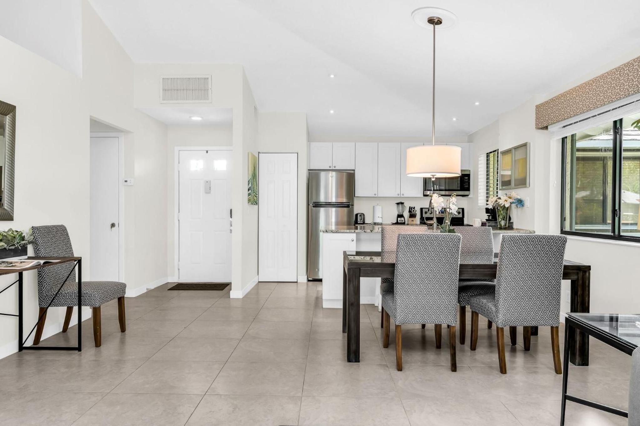 Luxurious Golf Retreat Villa in PGA National!