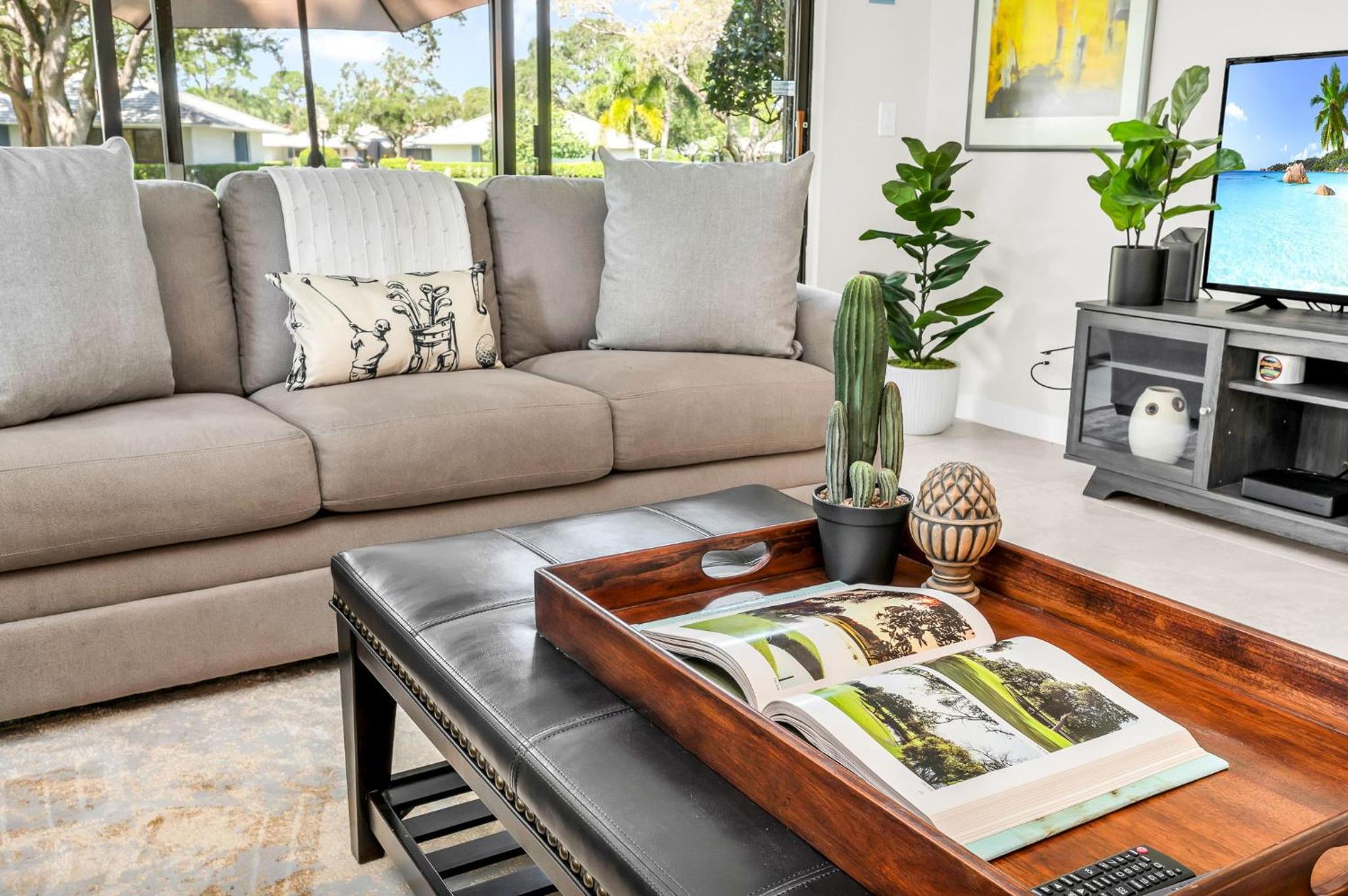 Luxurious Golf Retreat Villa in PGA National!