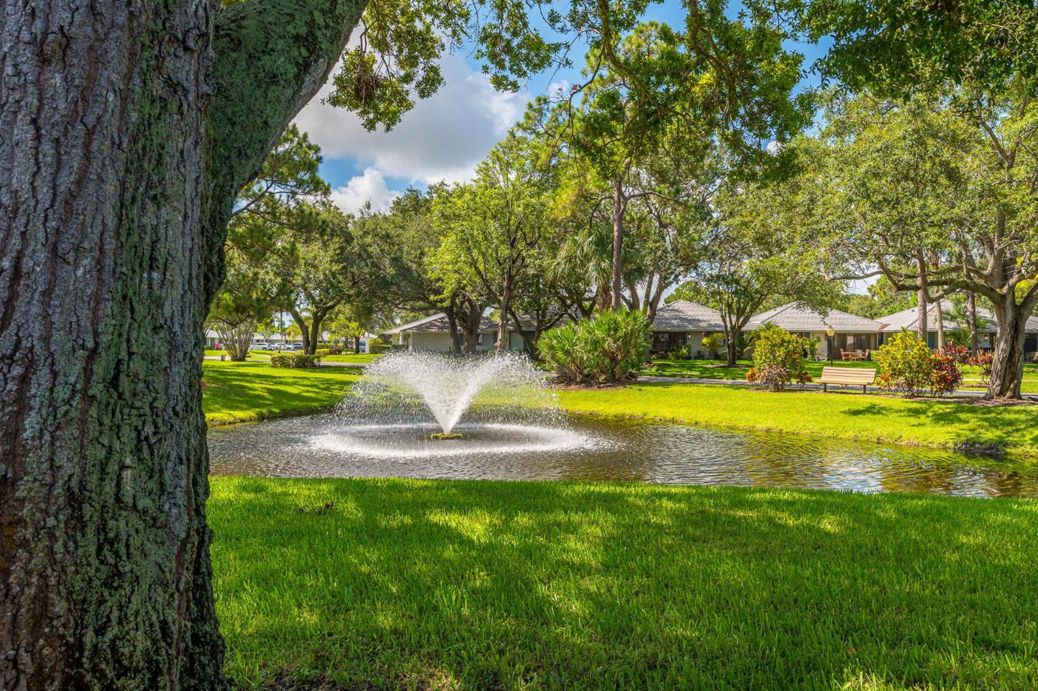 Luxurious Golf Retreat Villa in PGA National!