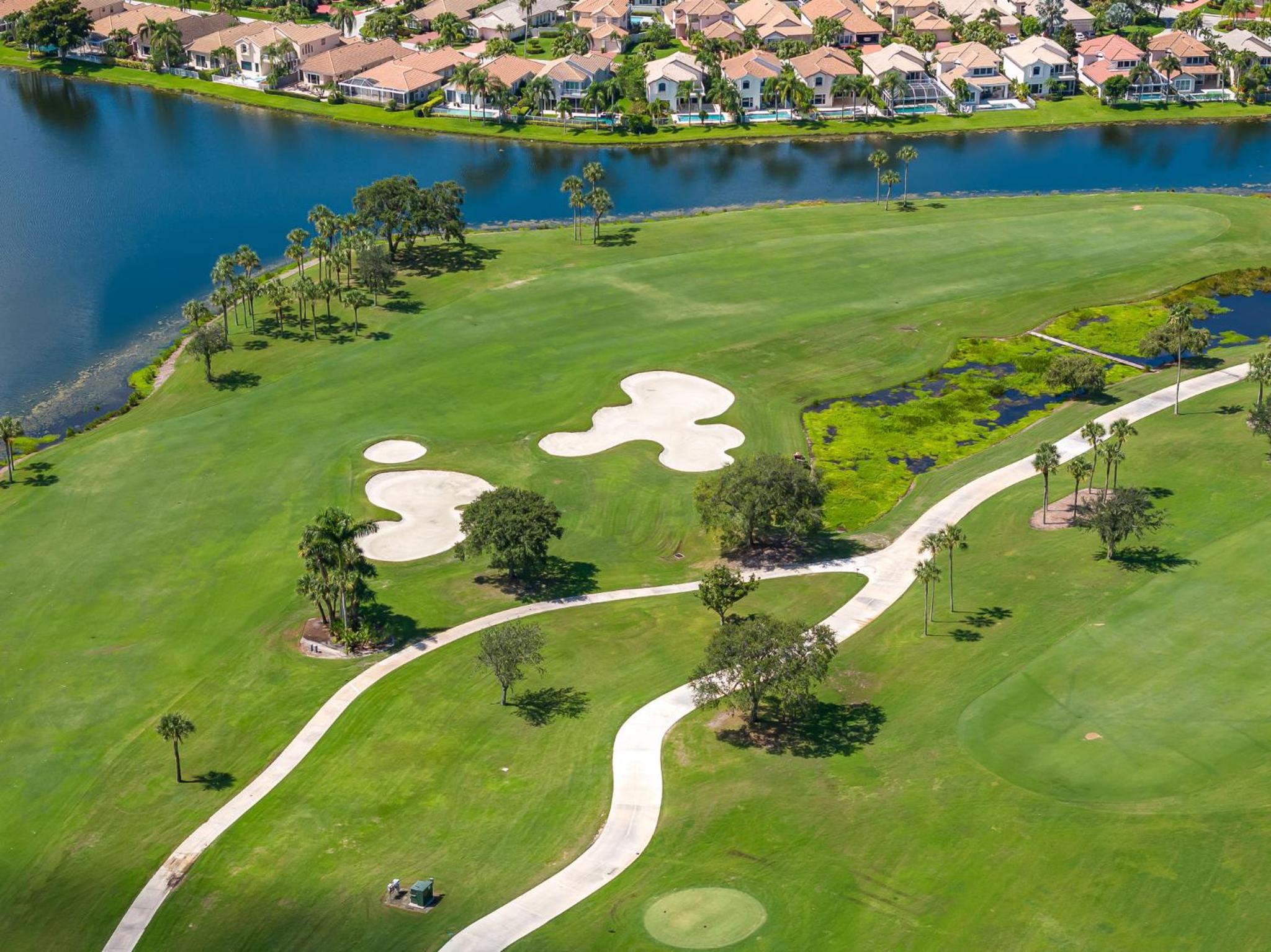 Luxurious Golf Retreat Villa in PGA National!