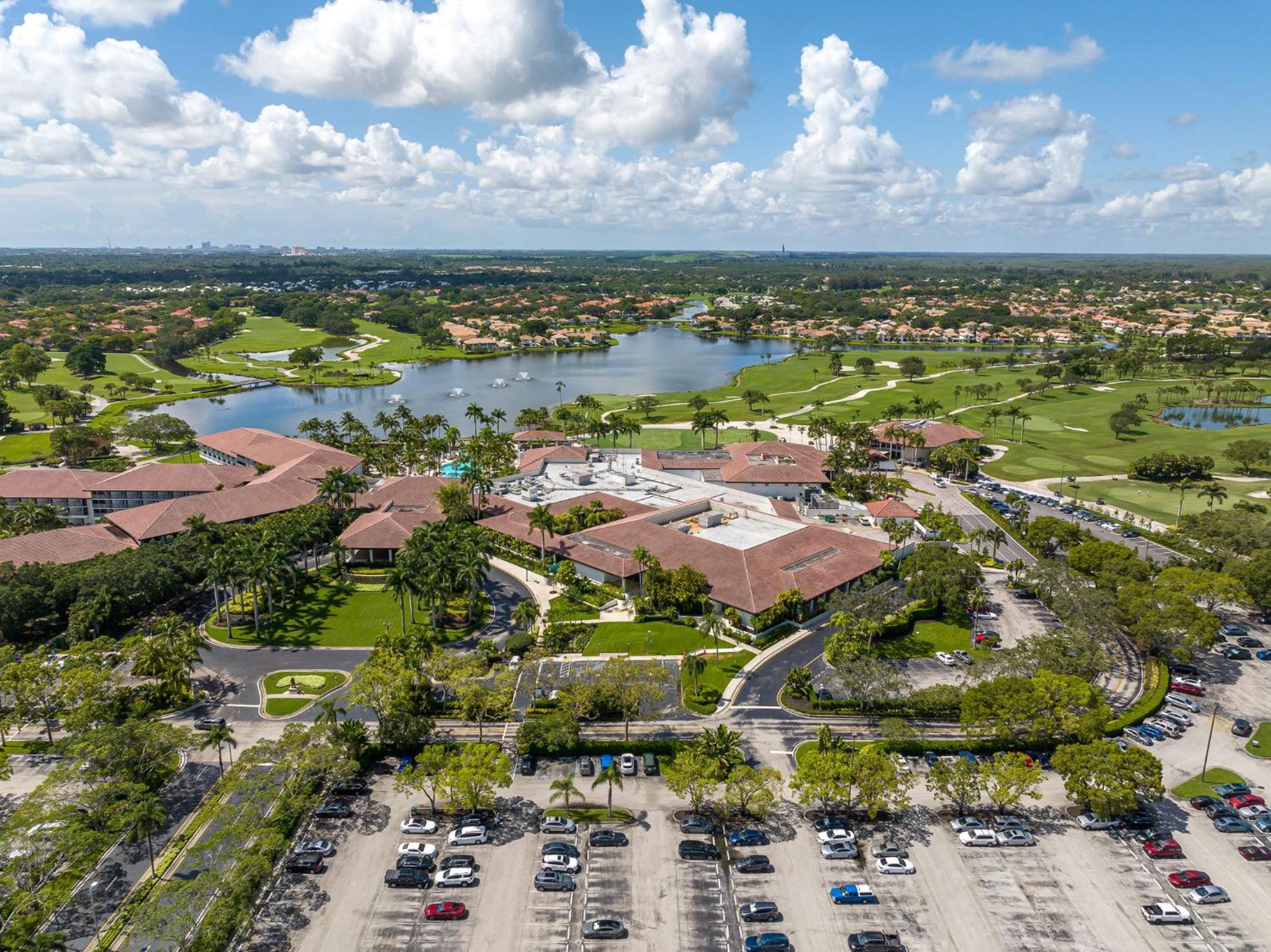 Luxurious Golf Retreat Villa in PGA National!