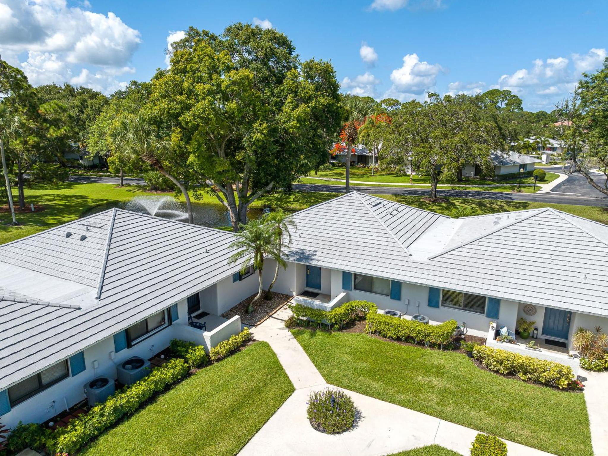 Luxurious Golf Retreat Villa in PGA National!