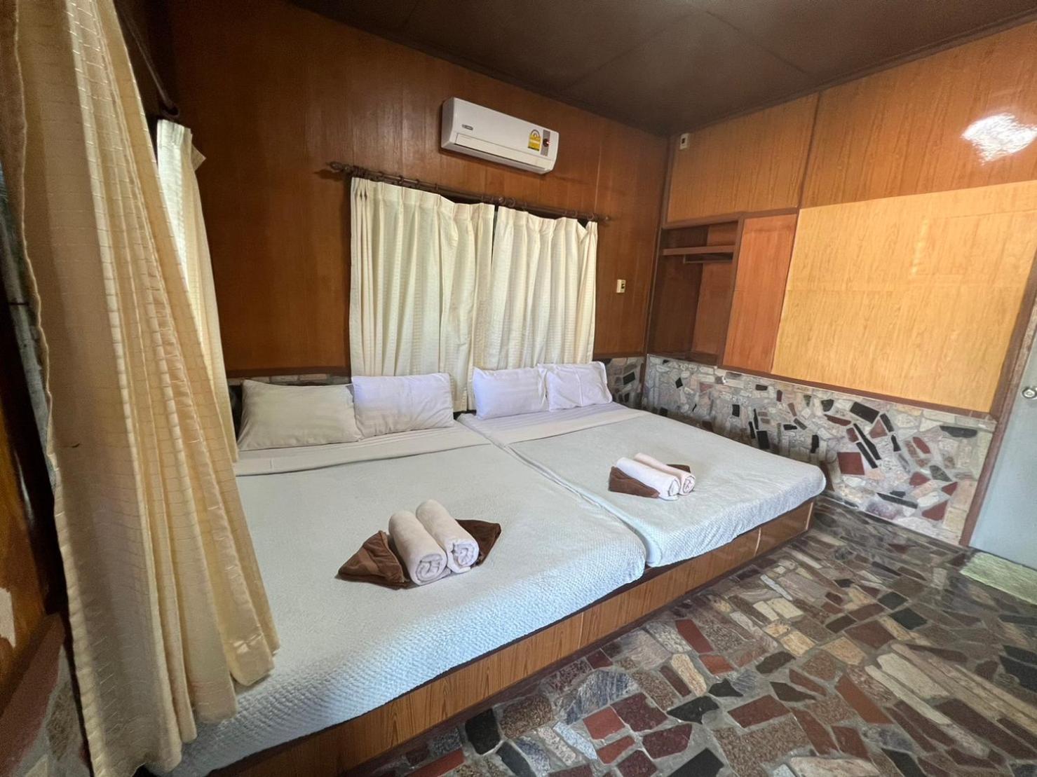 Tongta Phaview Resort