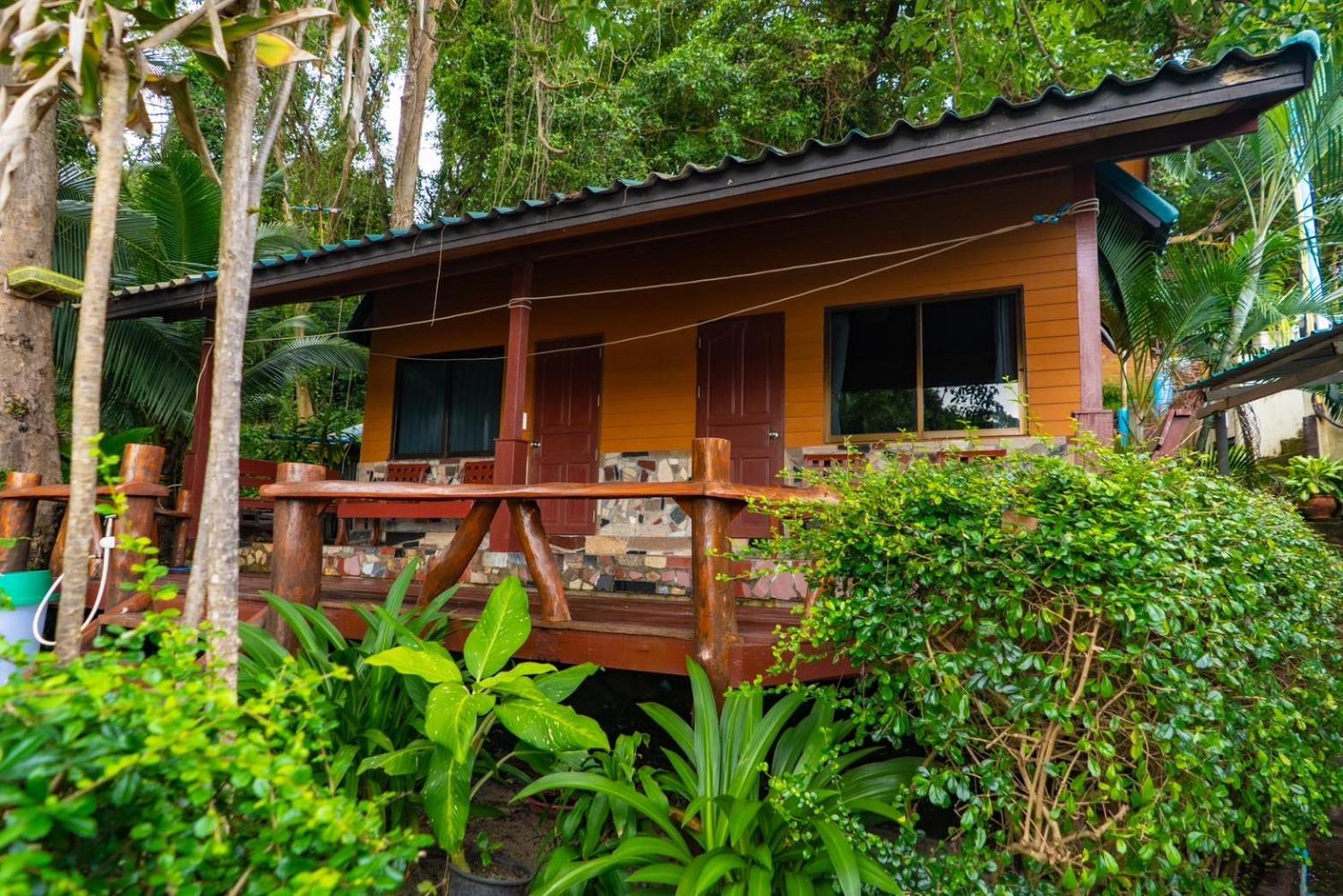 Tongta Phaview Resort