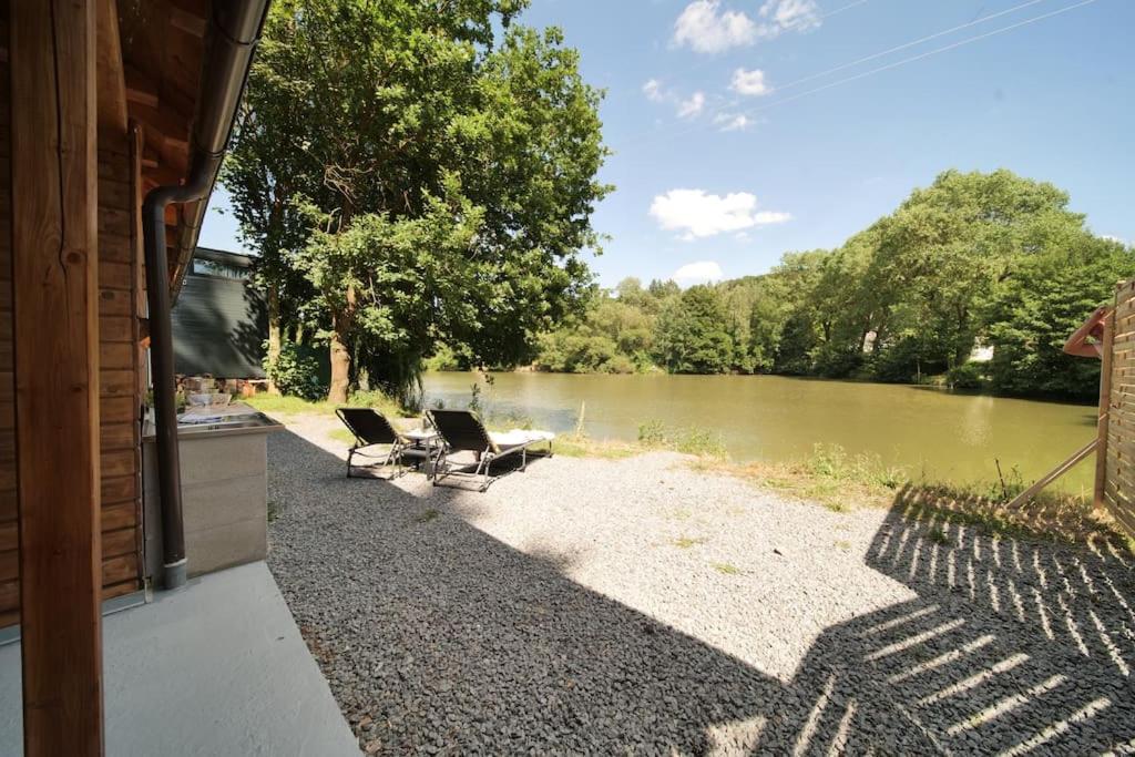 Magic new cozy tiny house at private lake