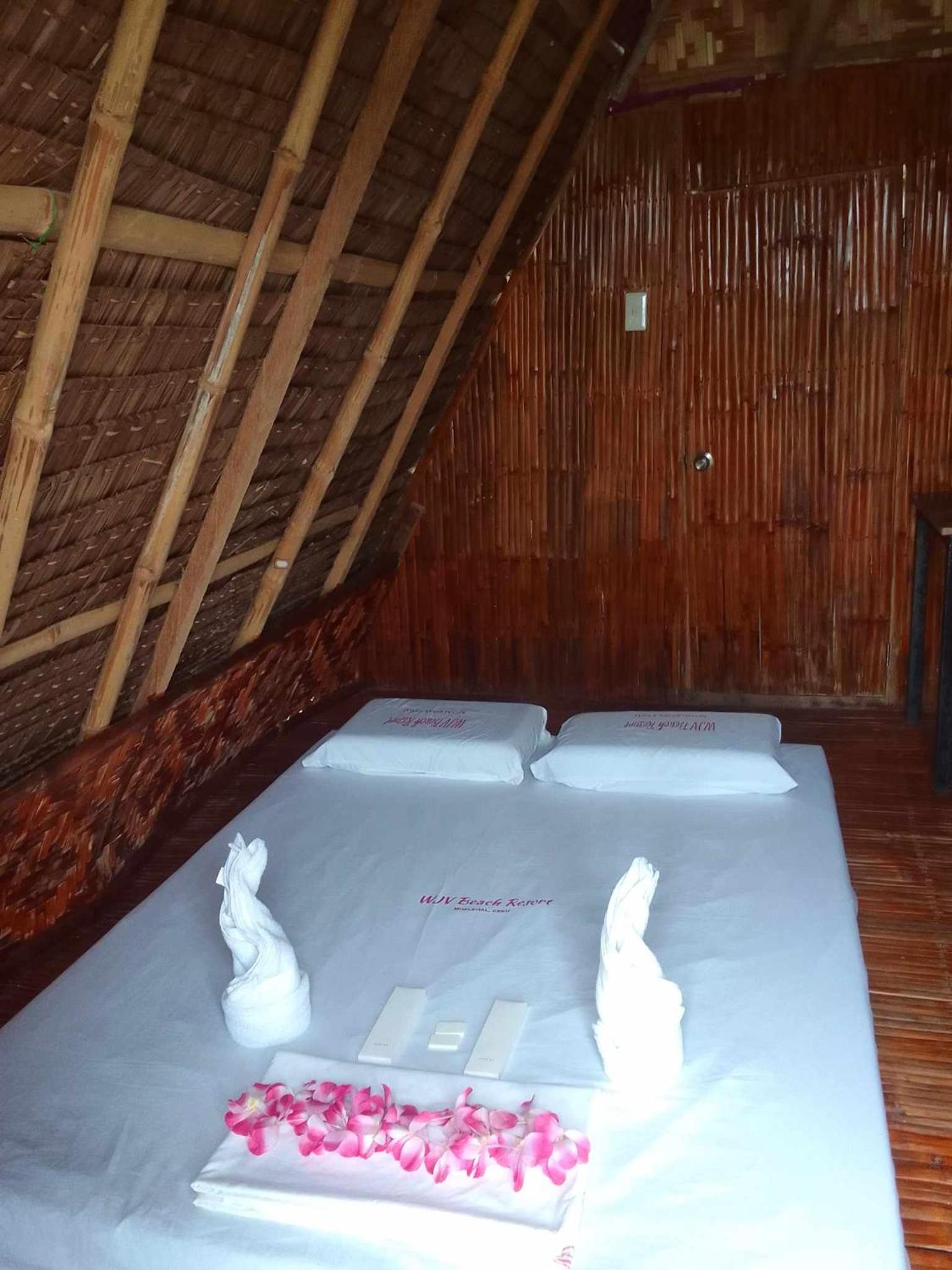 WJV BEACH RESORT MOALBOAL