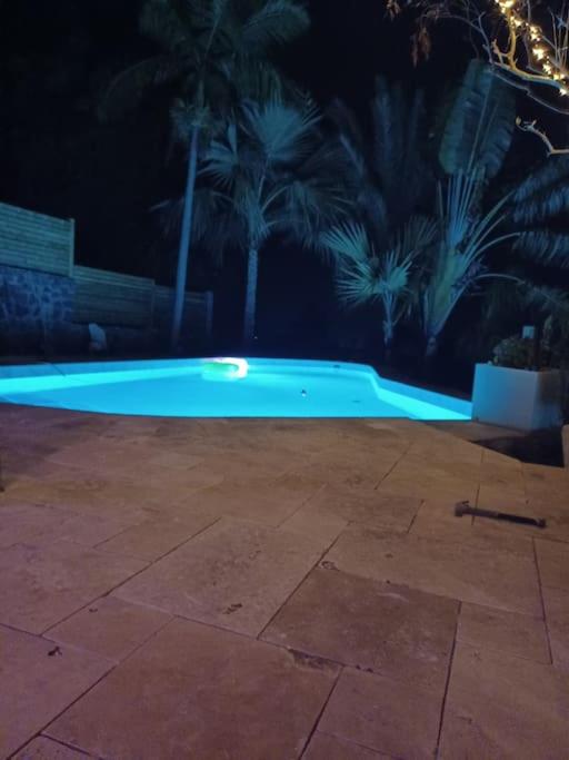 Villa avec piscine vue sur océan