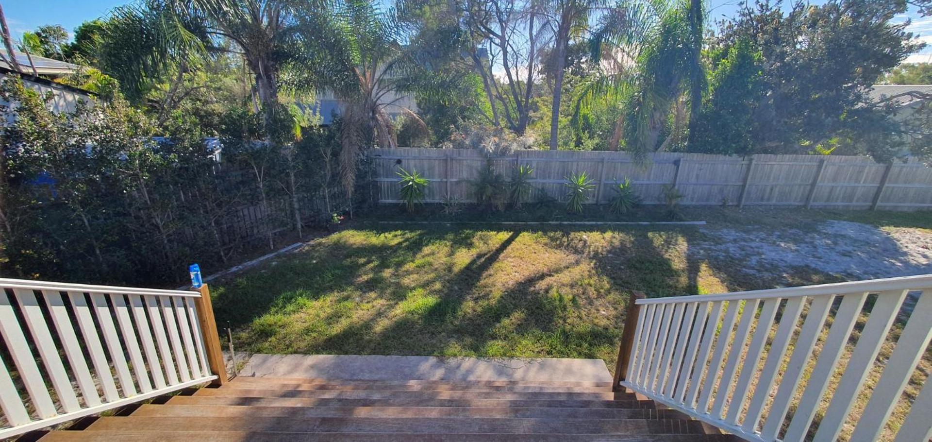72 Bombala Crescent