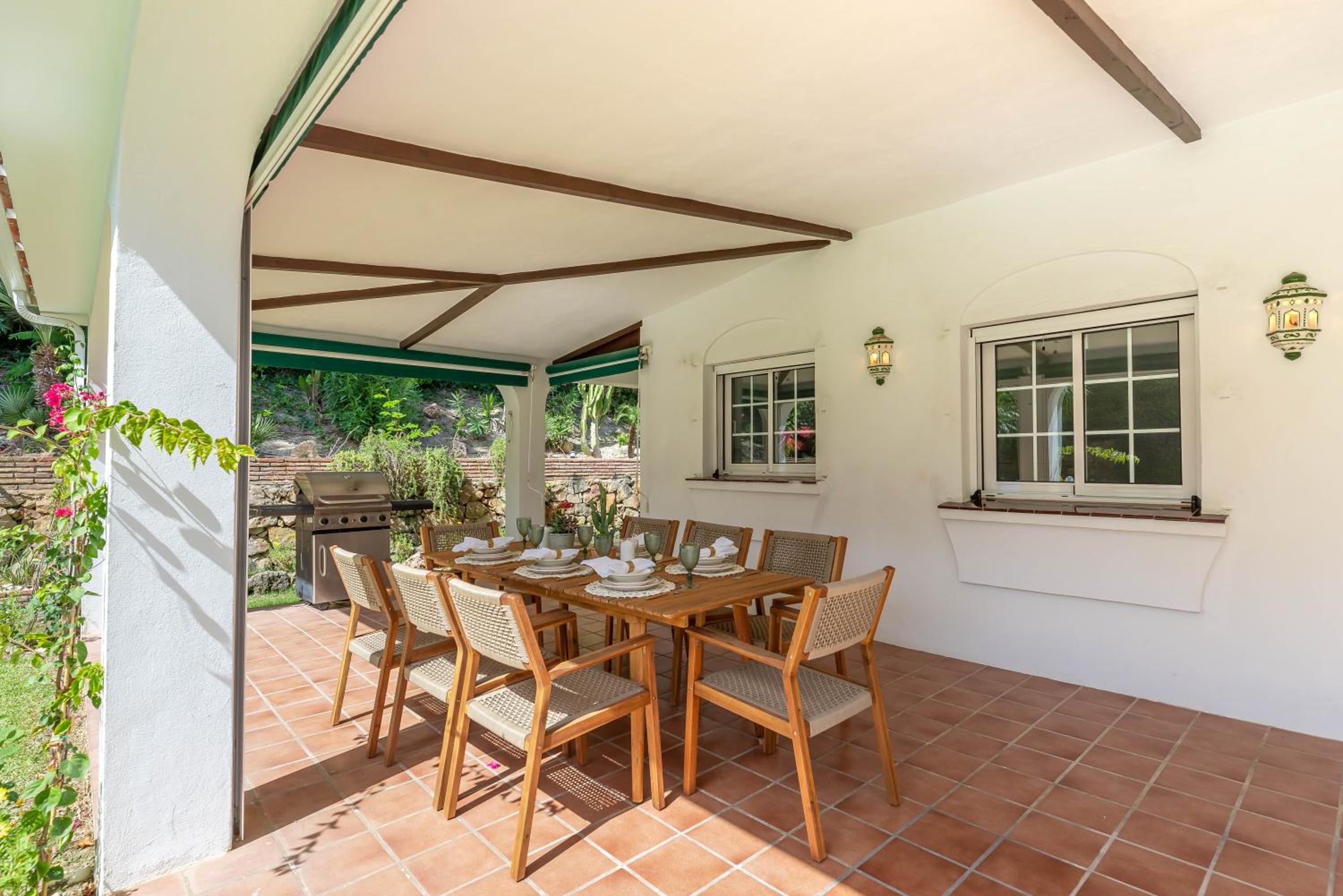 VACATION MARBELLA I Villa Faldo, Golf Valley, Private Heated Pool, BBQ, 24H Security, World-Class Dining, 10 min from Puerto Banus view 4