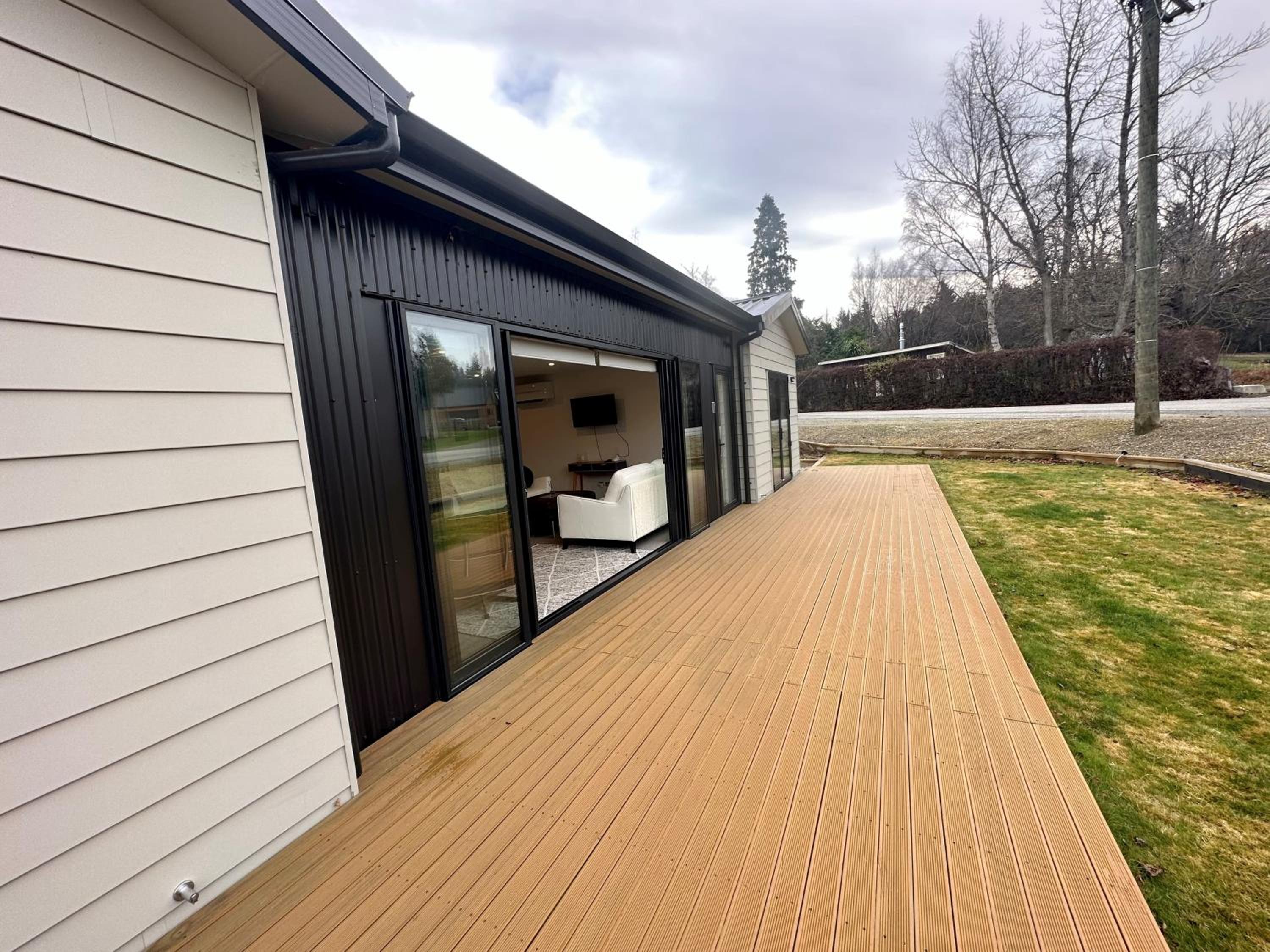 Naseby Modern Home view 3