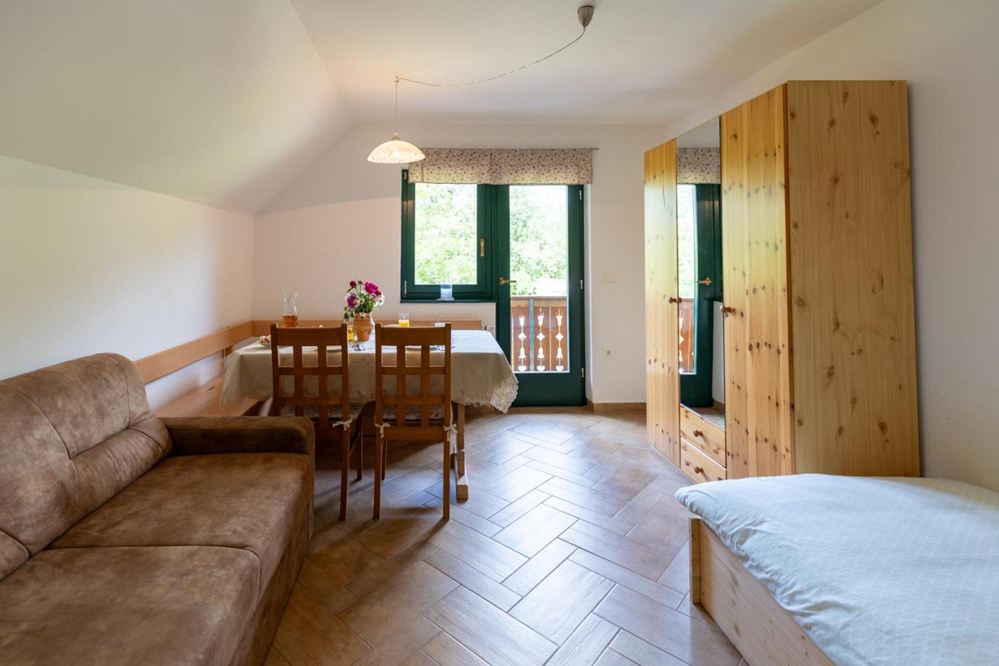 Apartments Omahen