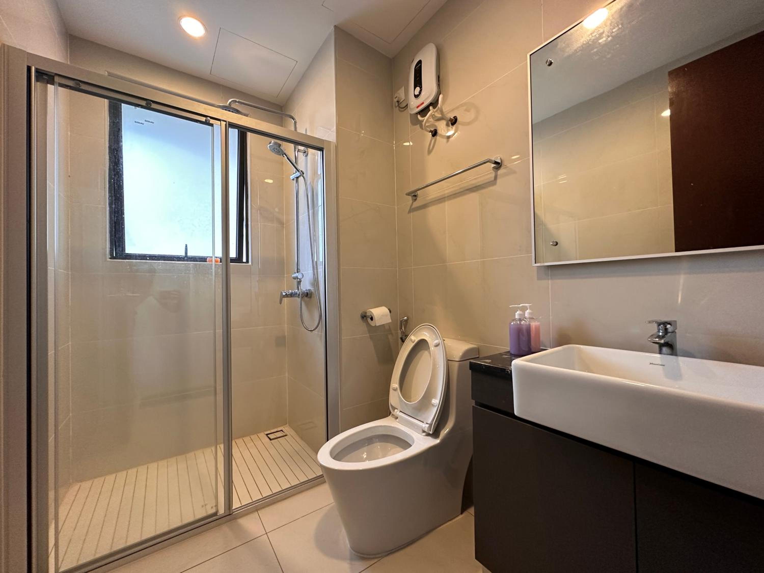 Amazing Seaview 3BR Country Garden Royal Strand By Hauzcinta
