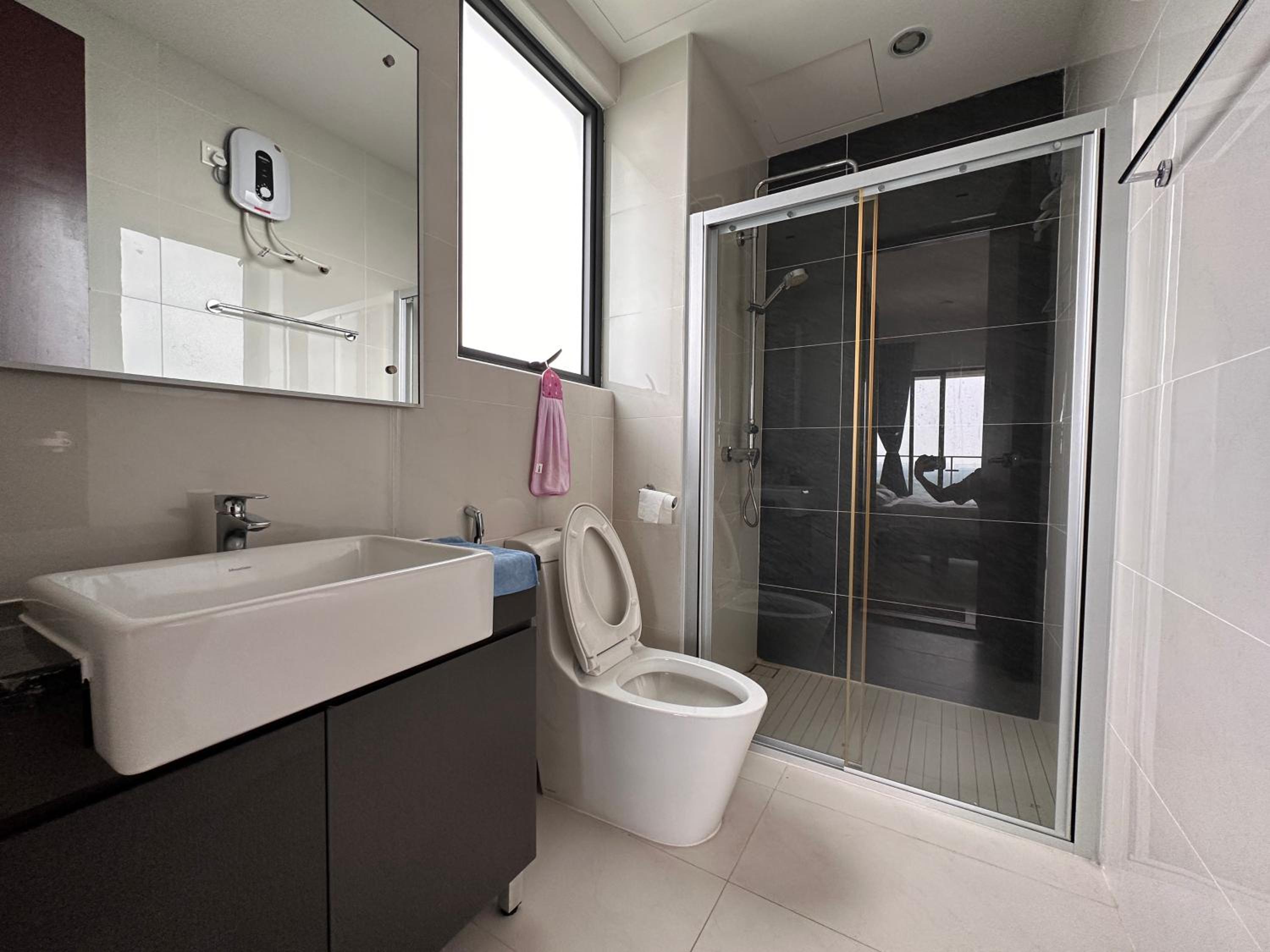 Amazing Seaview 3BR Country Garden Royal Strand By Hauzcinta