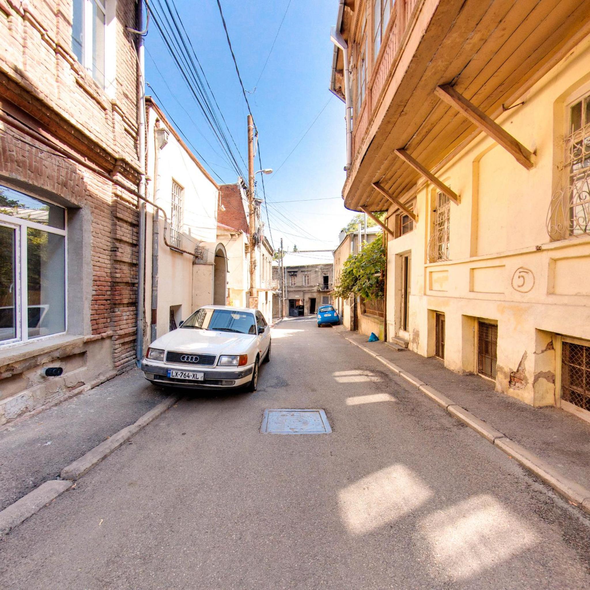 Photo 7