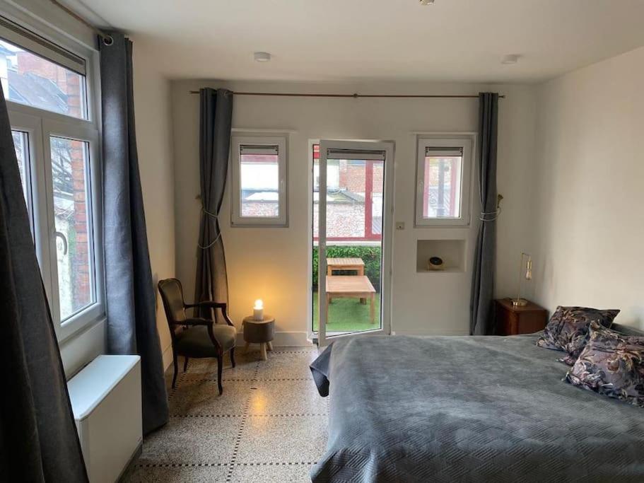 Art Deco - Two bedroom apartment