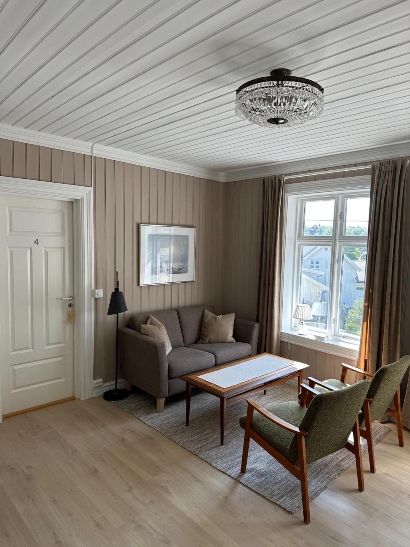 Det Gamle Hotellet Guesthouse