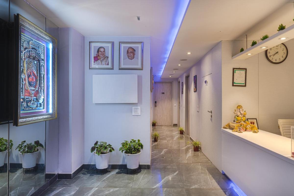 hotel reception