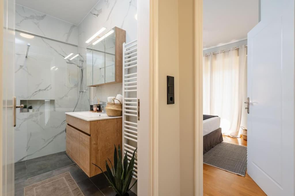 Stylish 1BD Apt in Elliniko