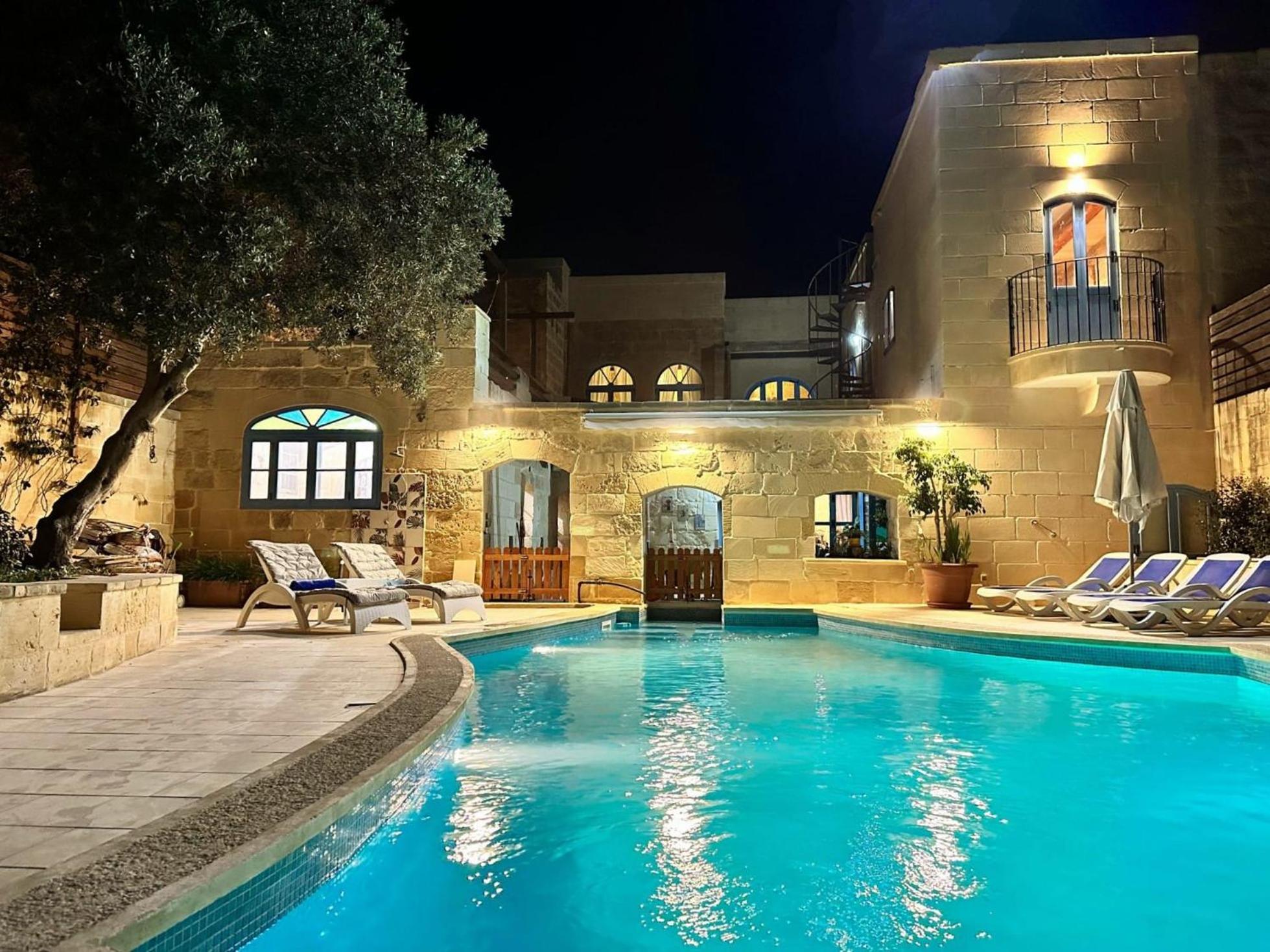 Ta' Ġilarda Boutique Living view 5