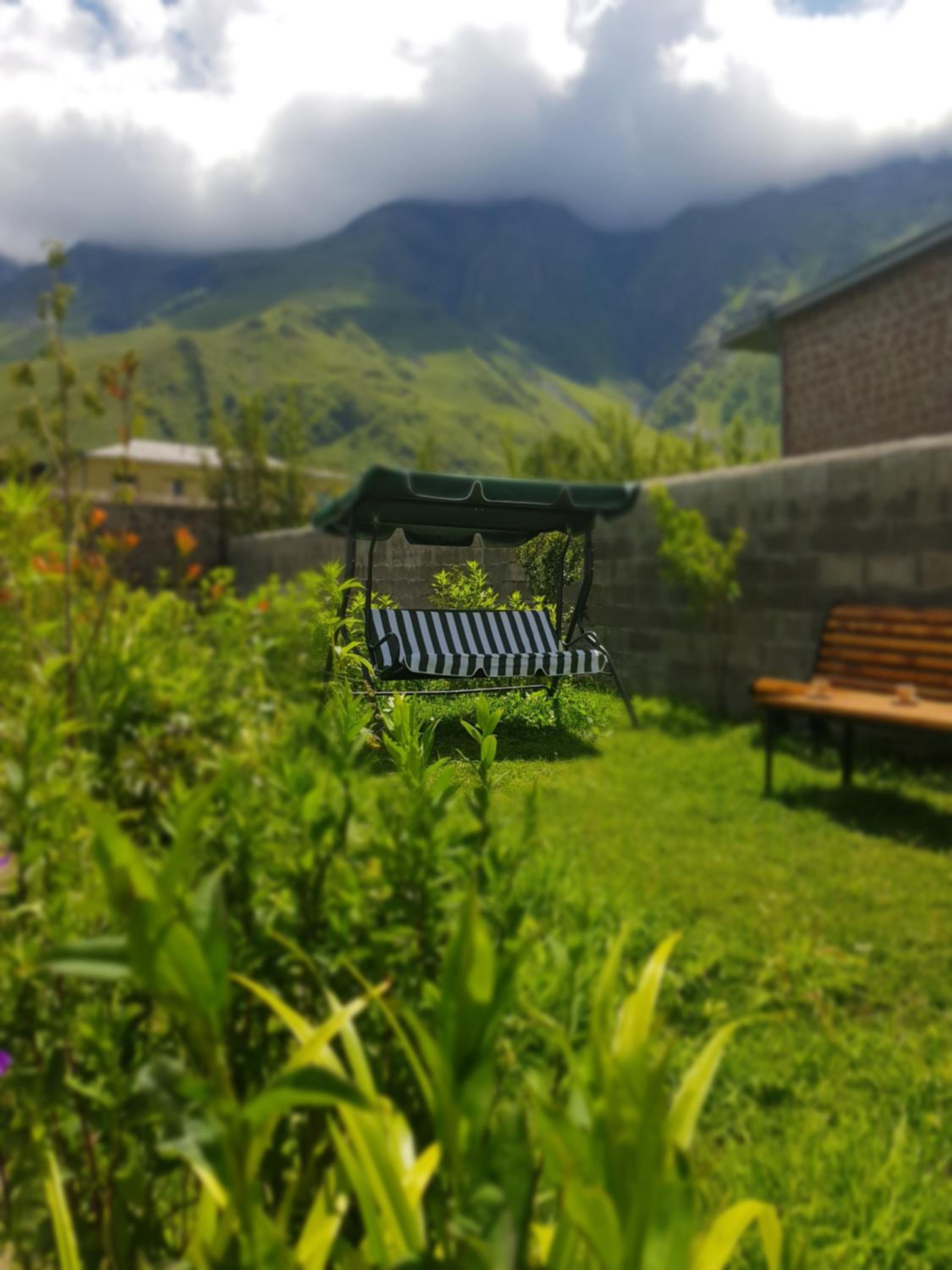 Cozy House Kazbegi view 5