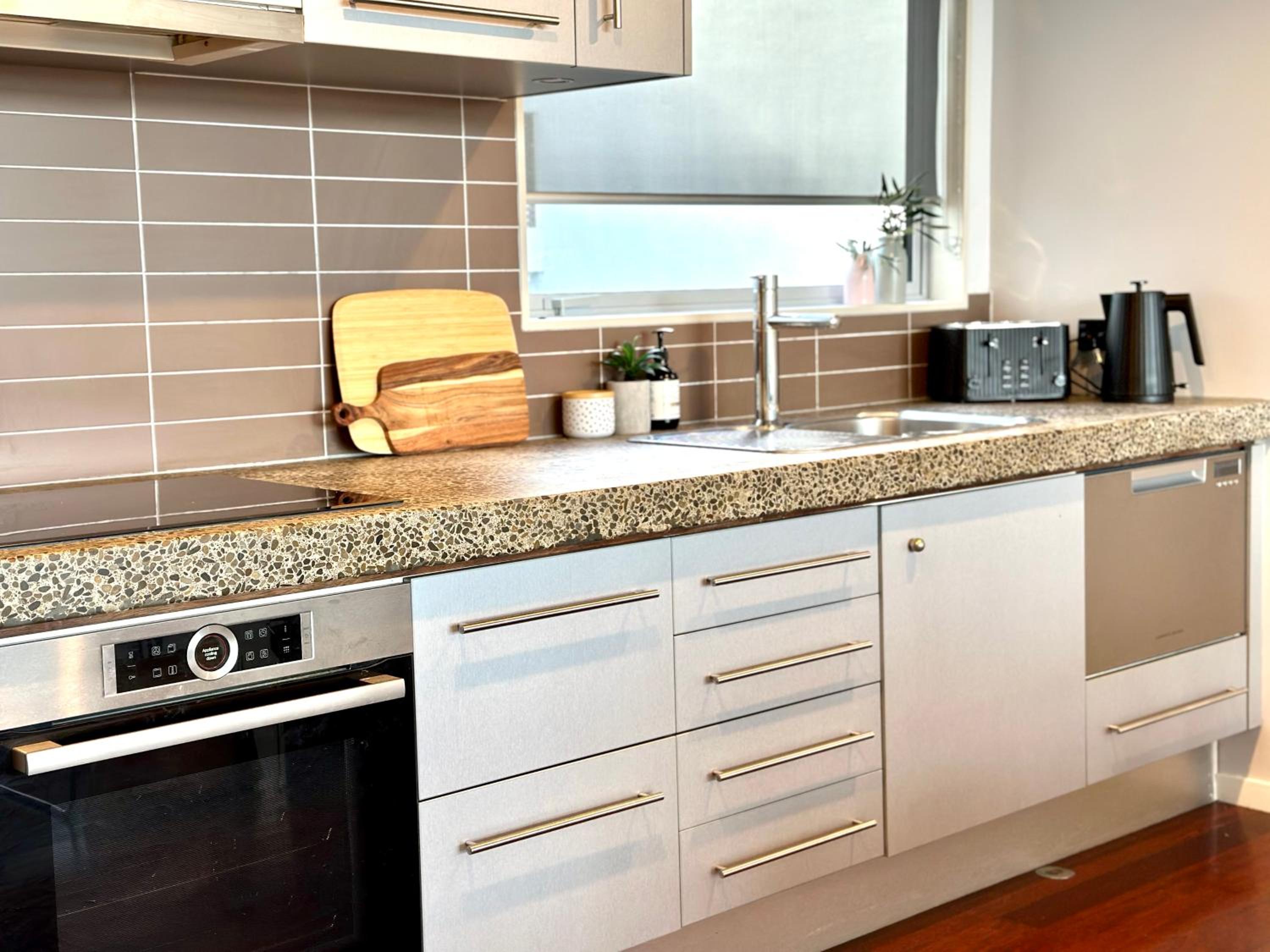 Petone - Central and Spacious view 3