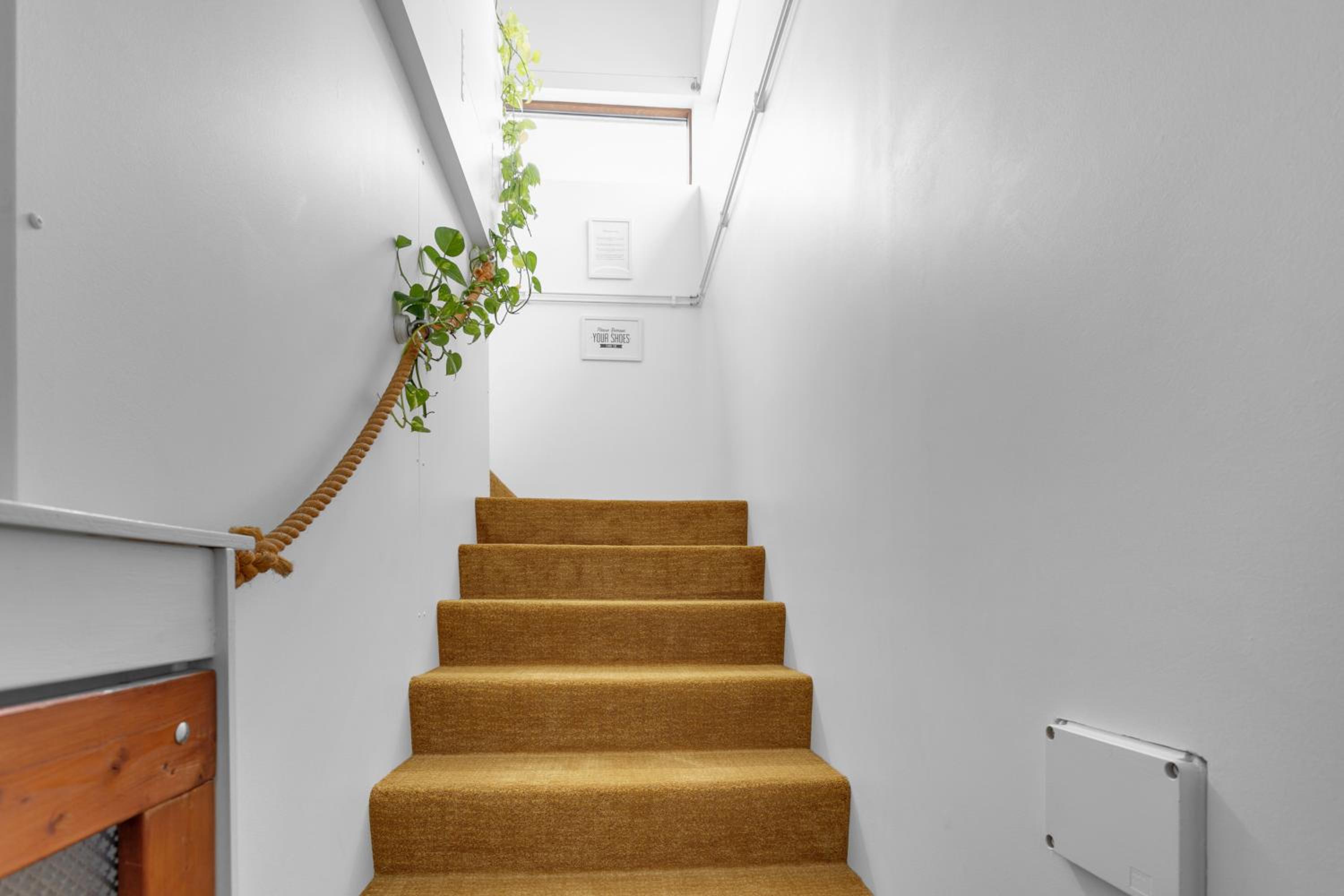Eyvindarholt Guesthouse