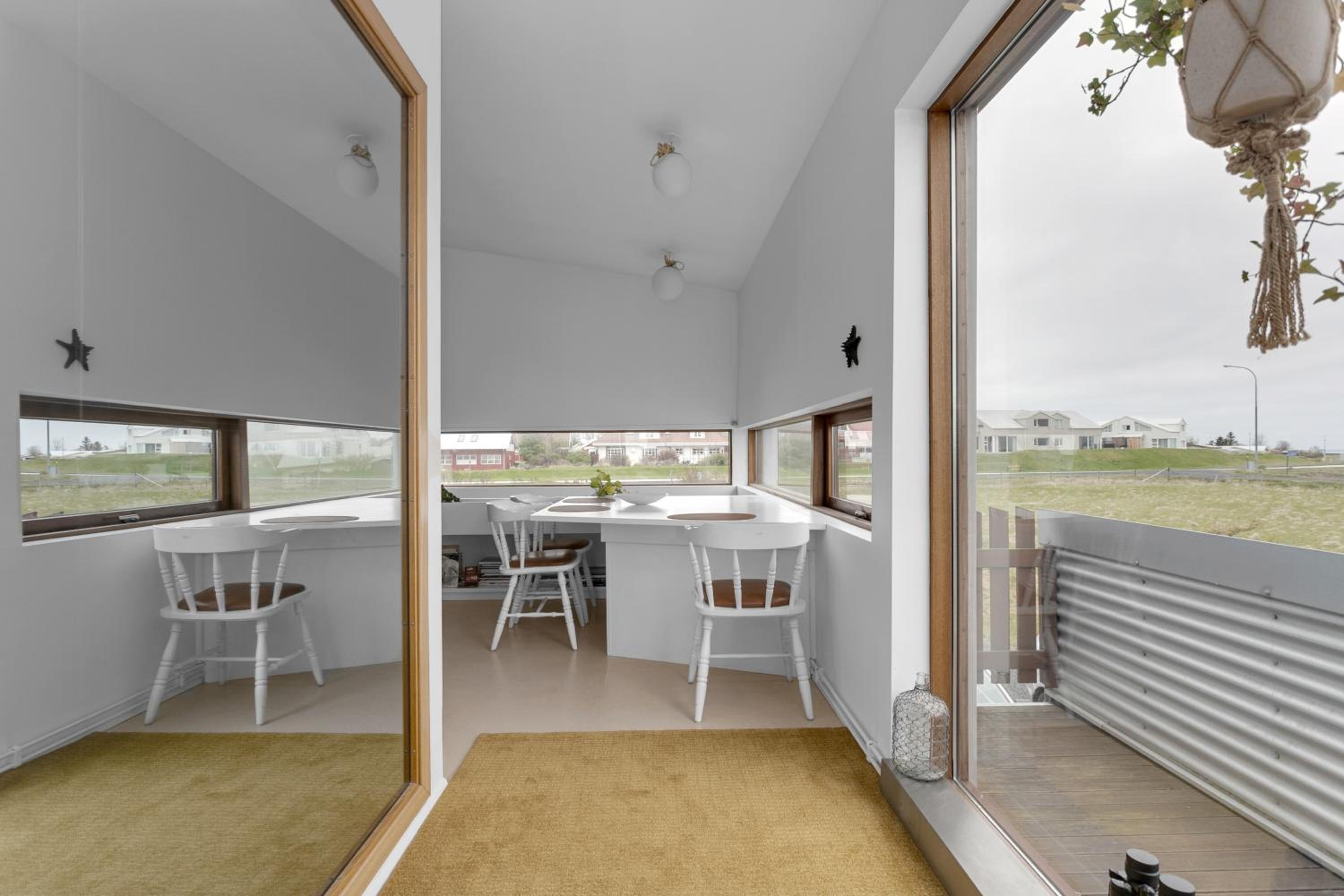 Eyvindarholt Guesthouse