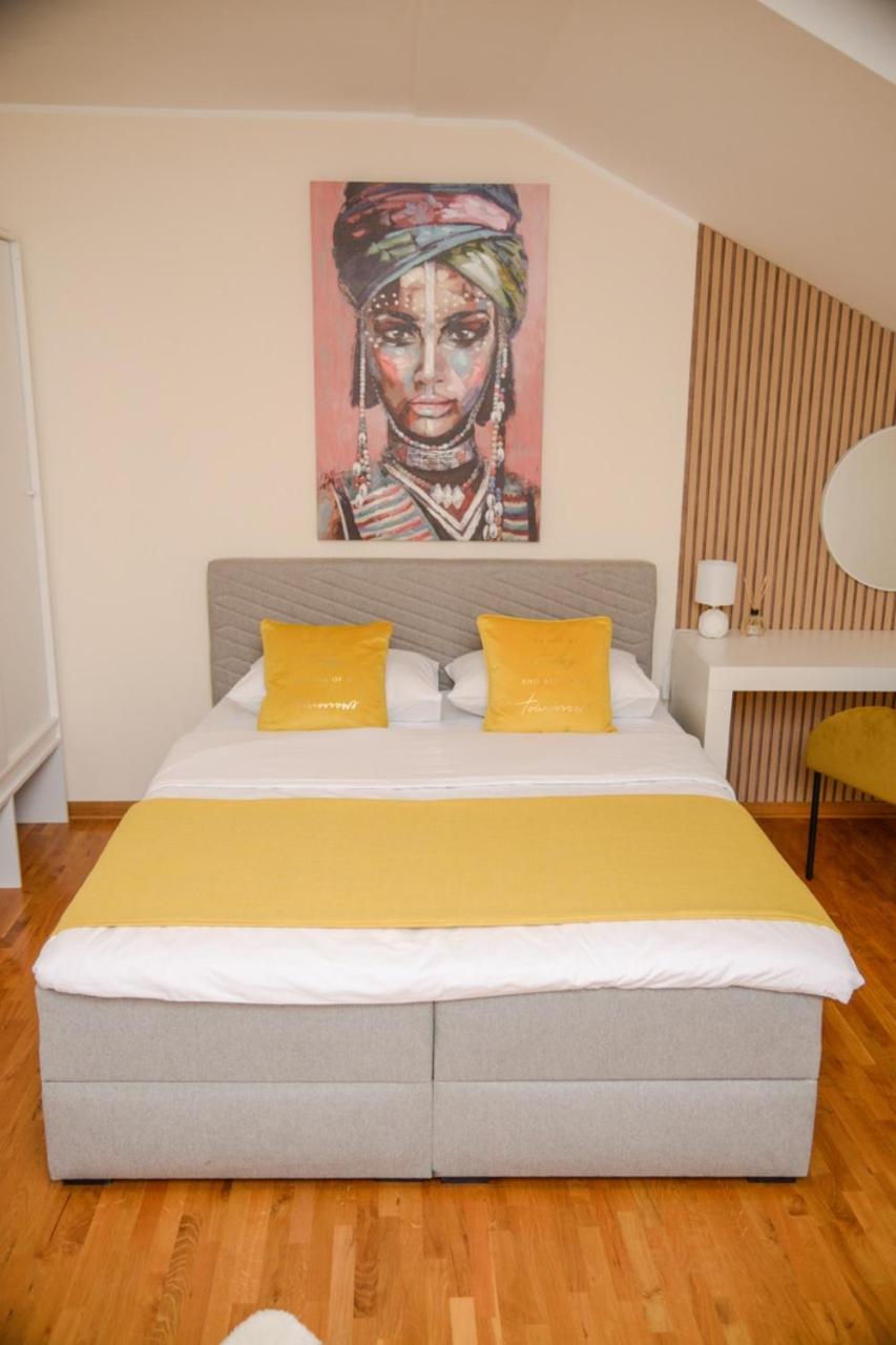 Mini Hotel RiverLux Apartments
