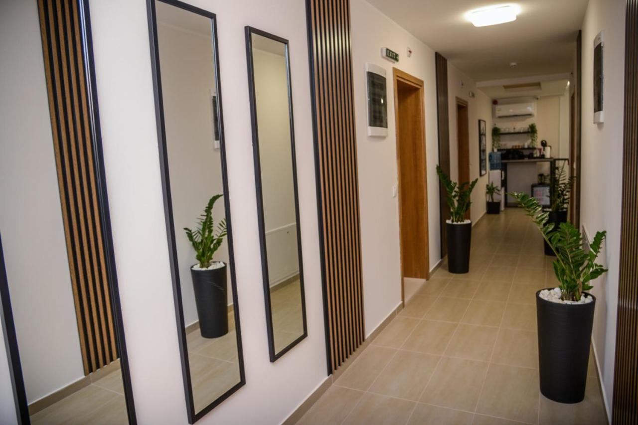 Mini Hotel RiverLux Apartments