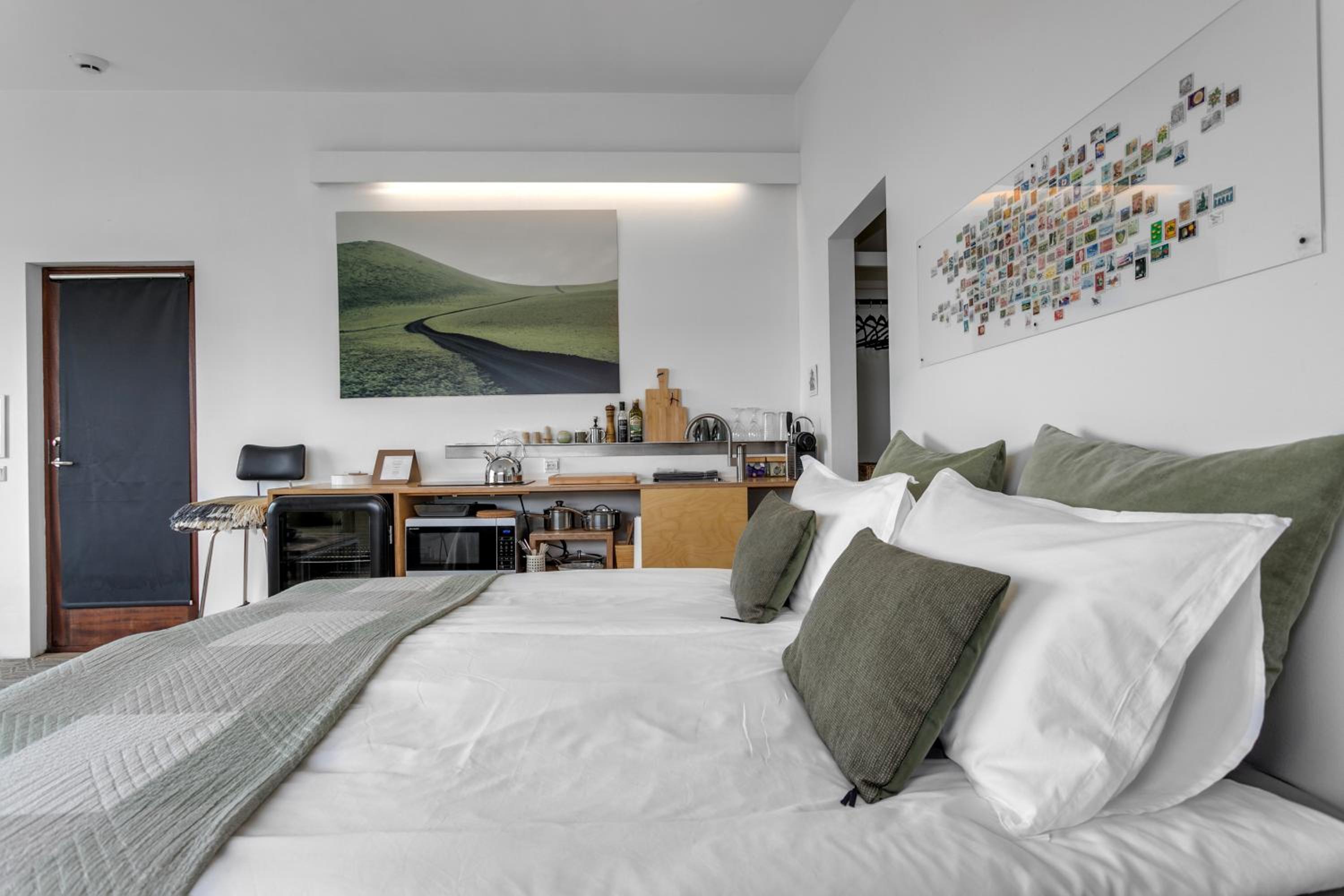 Eyvindarholt Guesthouse