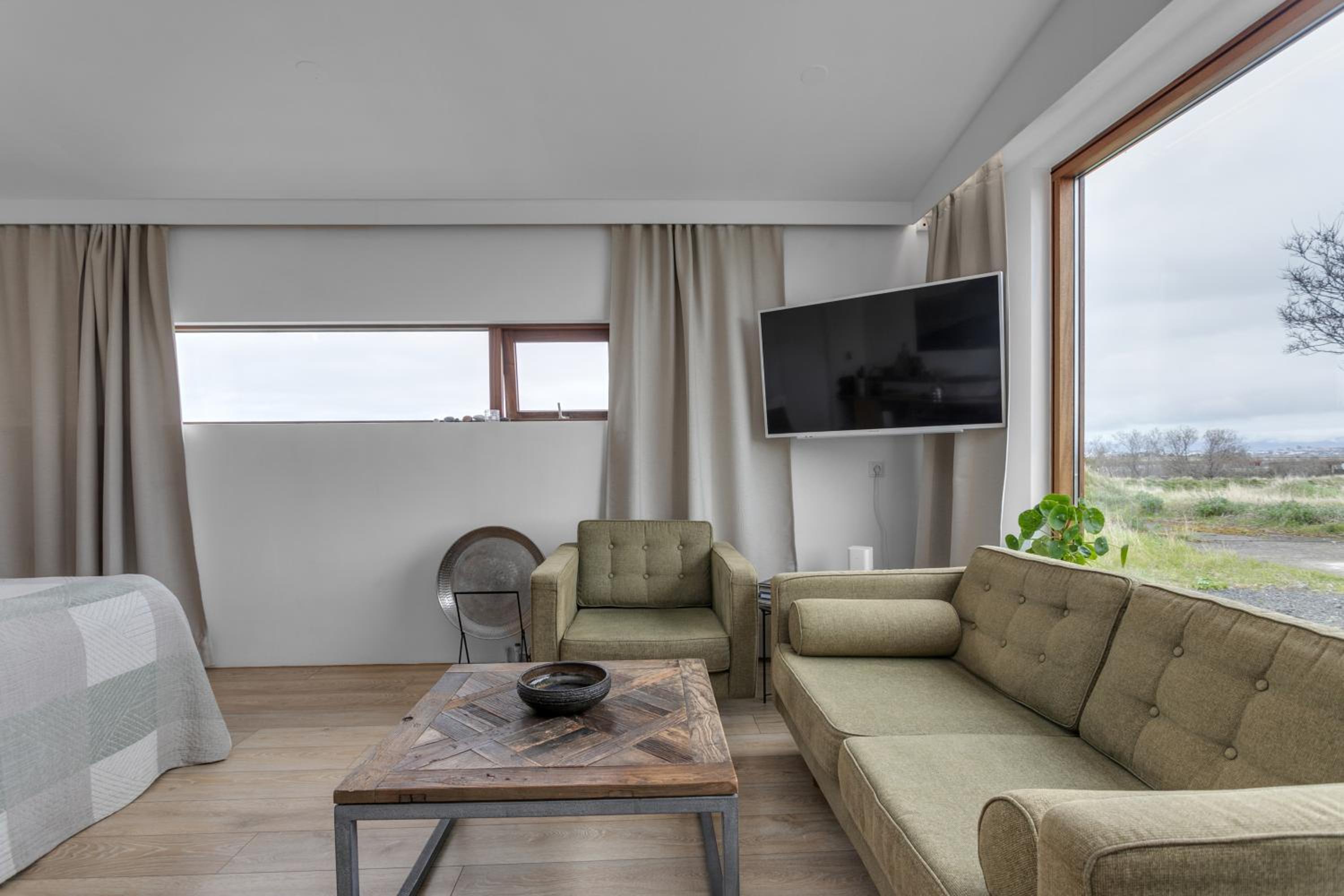 Eyvindarholt Guesthouse