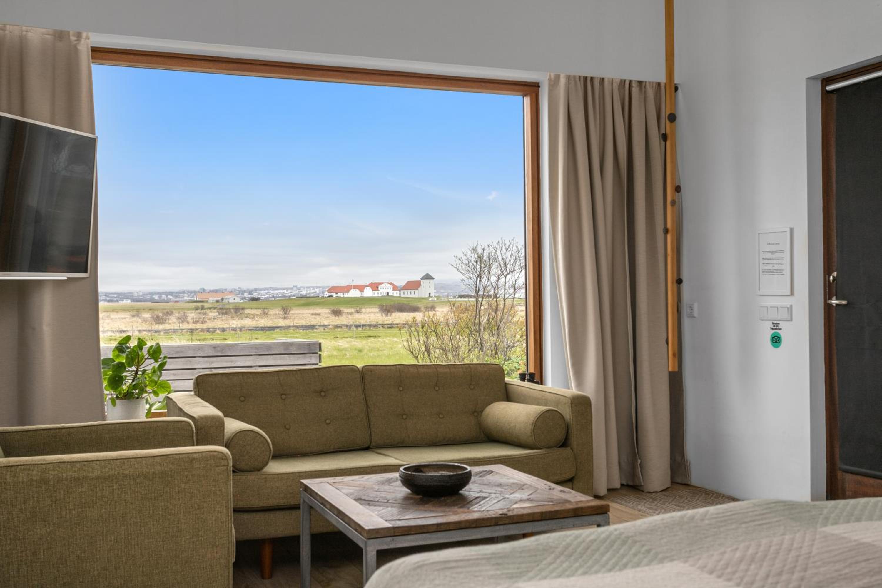 Eyvindarholt Guesthouse