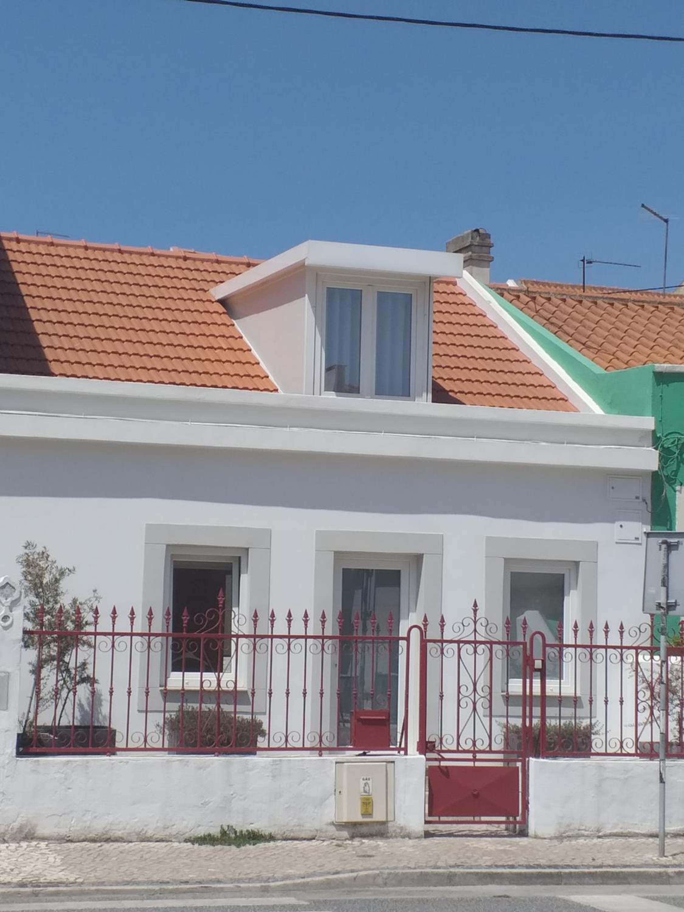 Casa do Lado - The next door view 2
