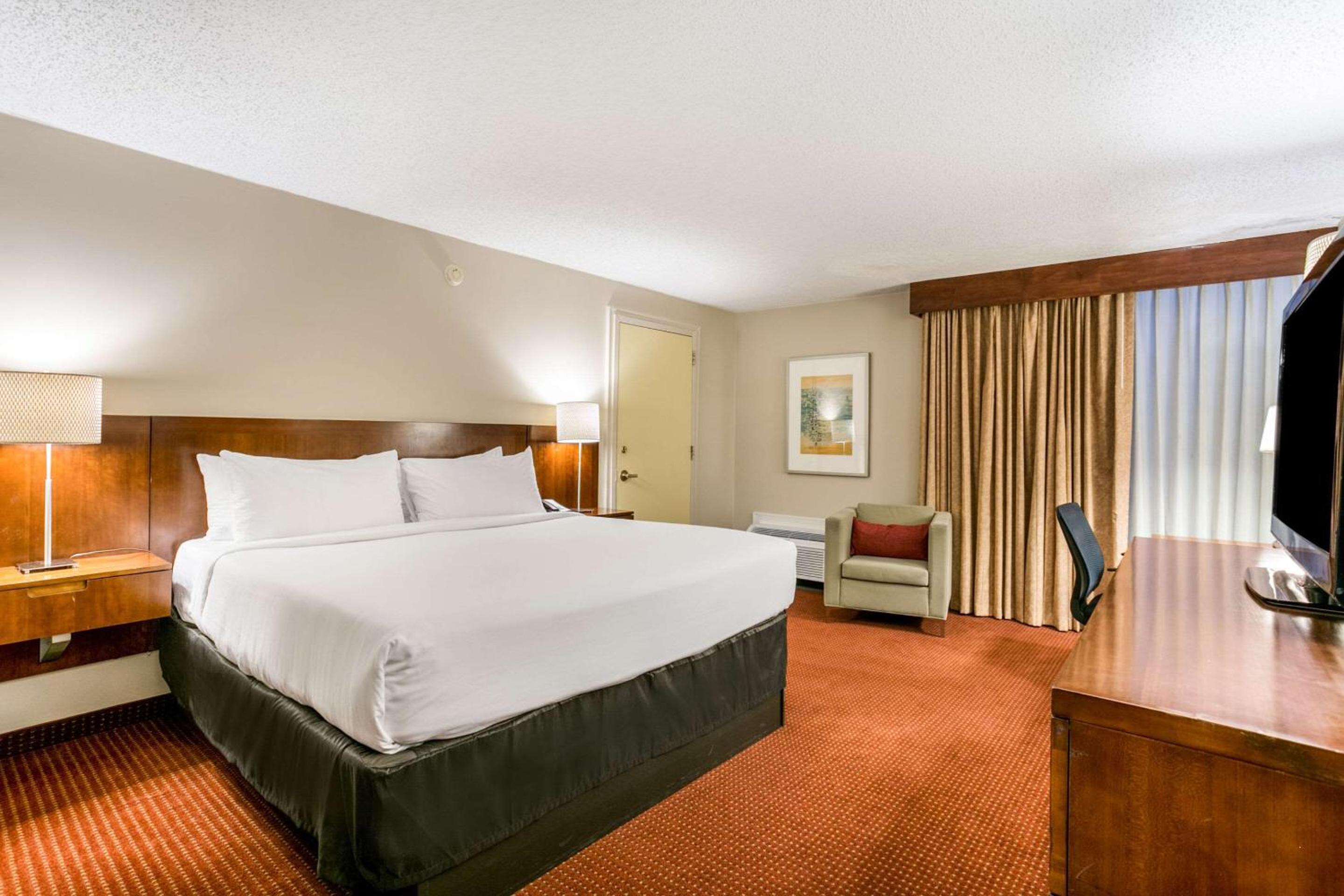 Hanover Vacations - Clarion Hotel BWI Airport Arundel Mills - Property Image 48