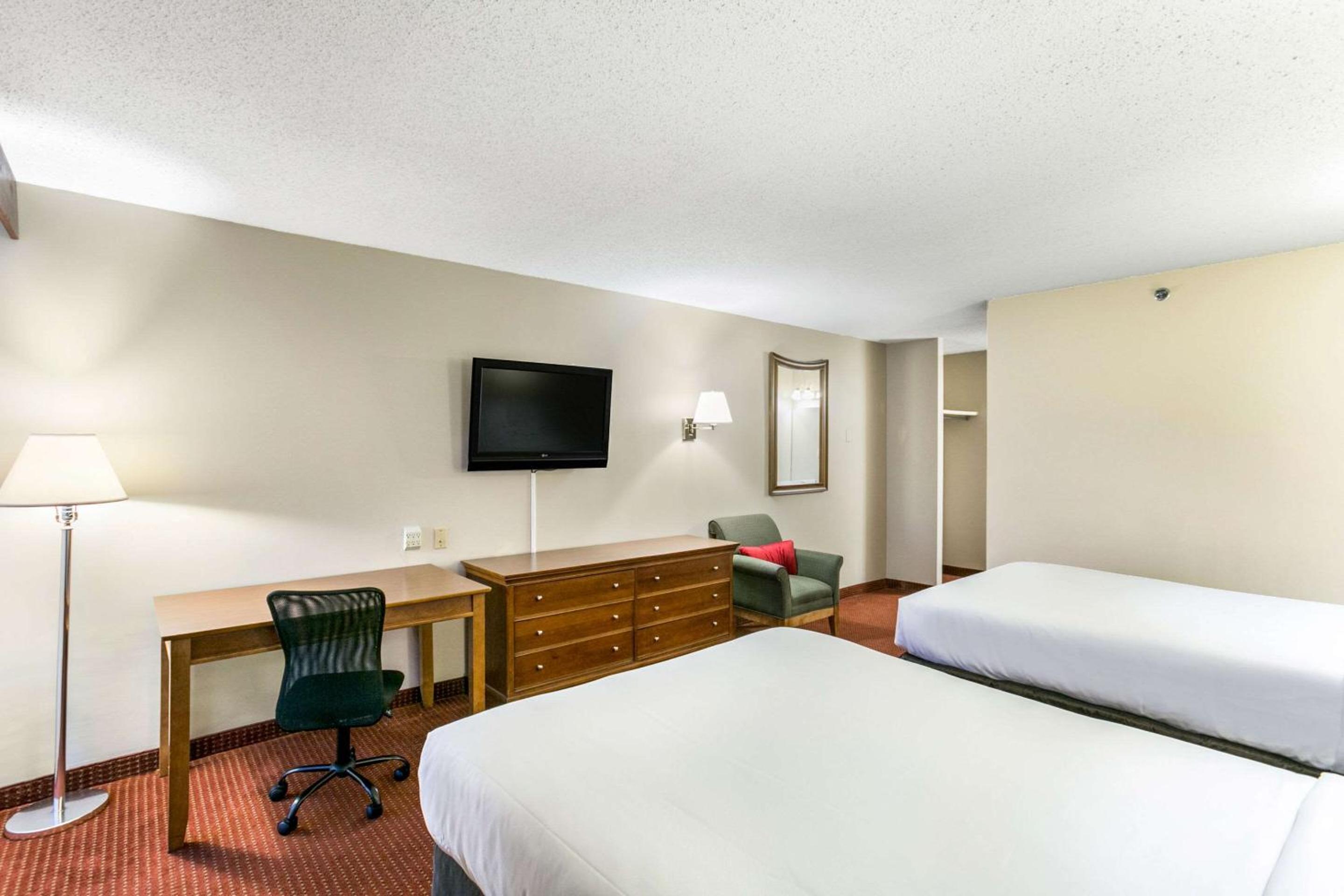 Hanover Vacations - Clarion Hotel BWI Airport Arundel Mills - Property Image 45