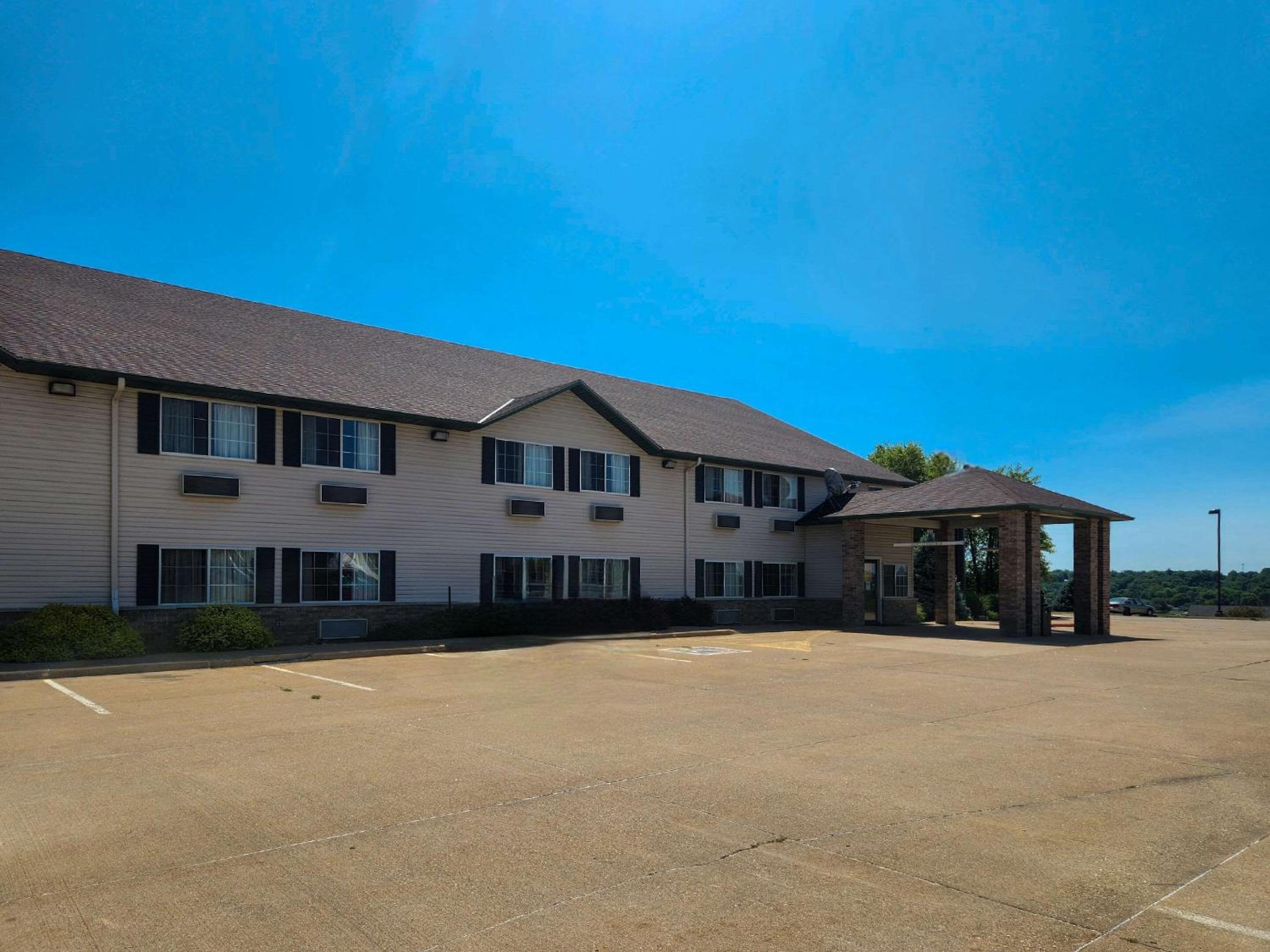 Hotel Eagle Ridge Inn